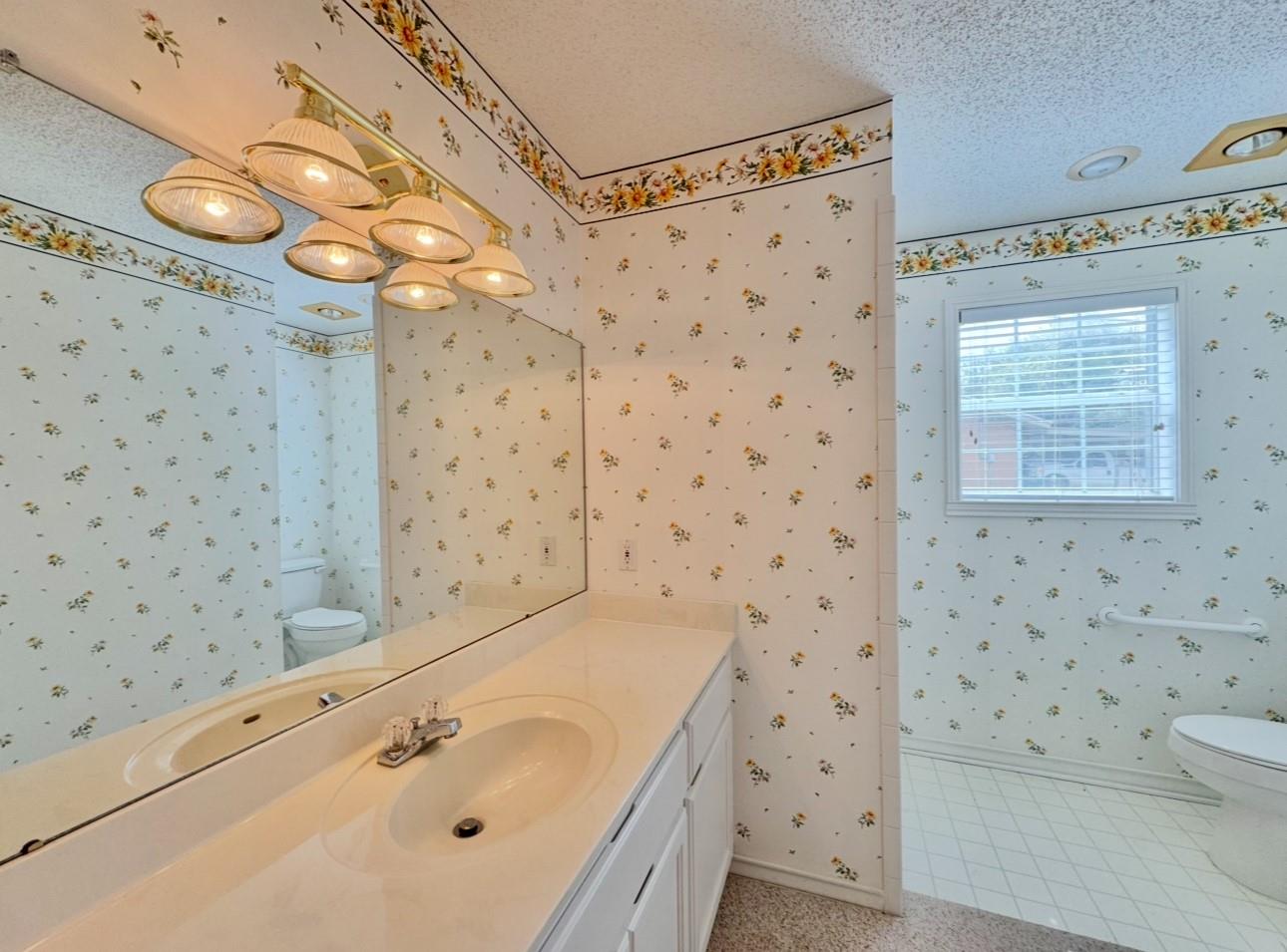 608 Mogonye Ln, Elgin, TX 78621