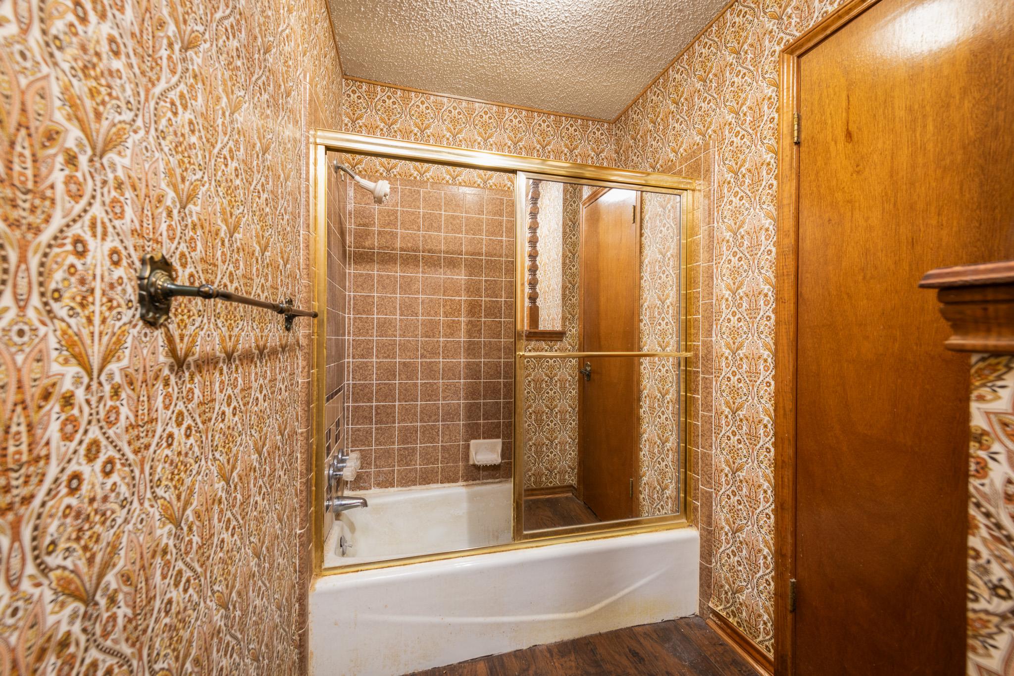 202 Canyon Wren Dr, Buda, TX 78610