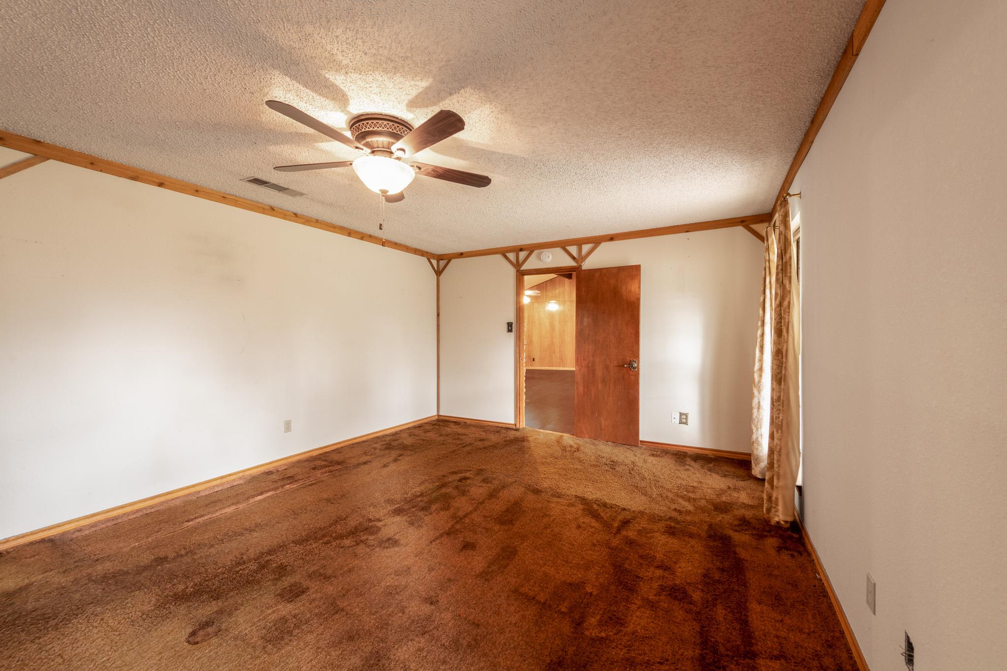 202 Canyon Wren Dr, Buda, TX 78610