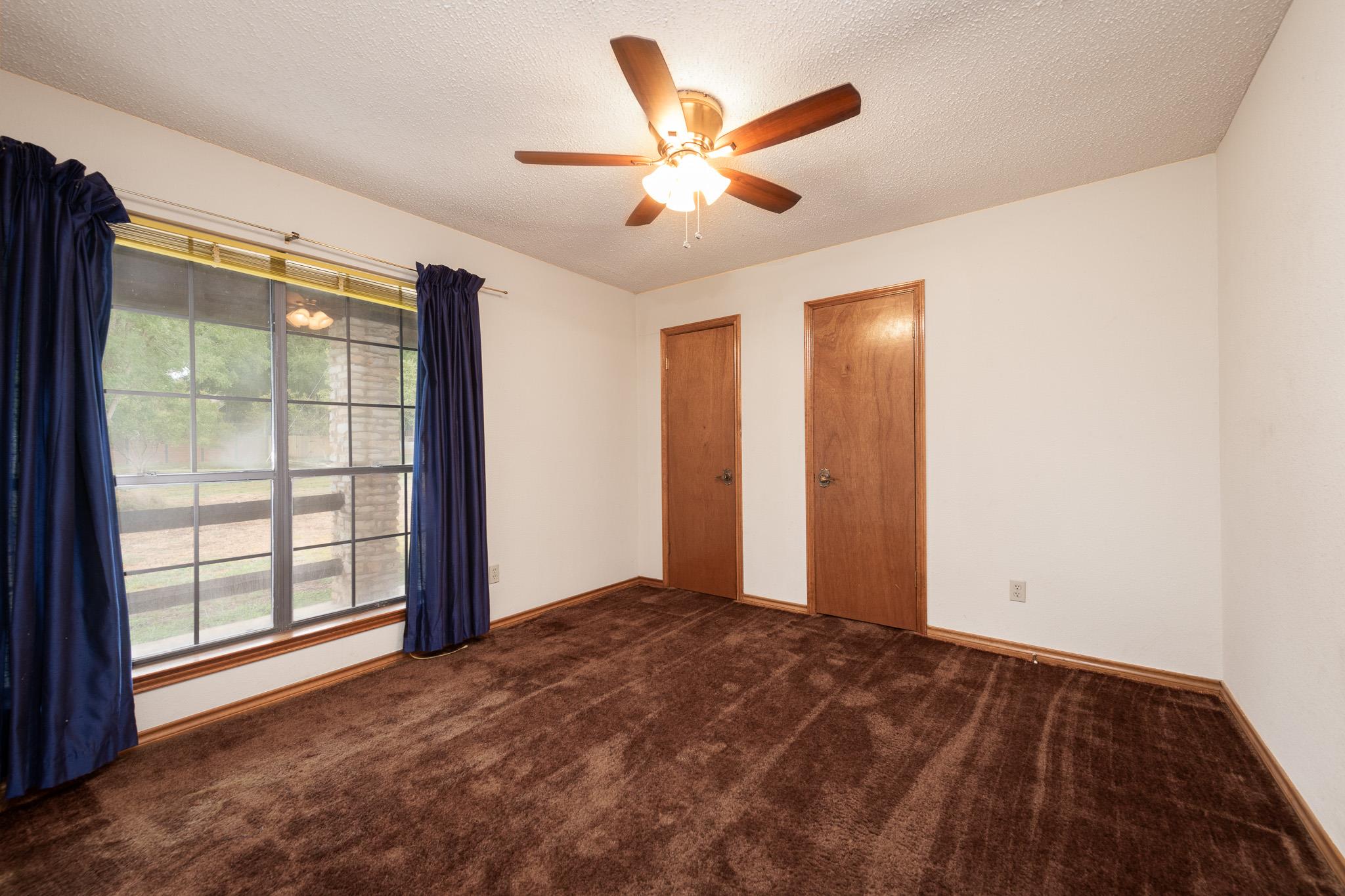 202 Canyon Wren Dr, Buda, TX 78610