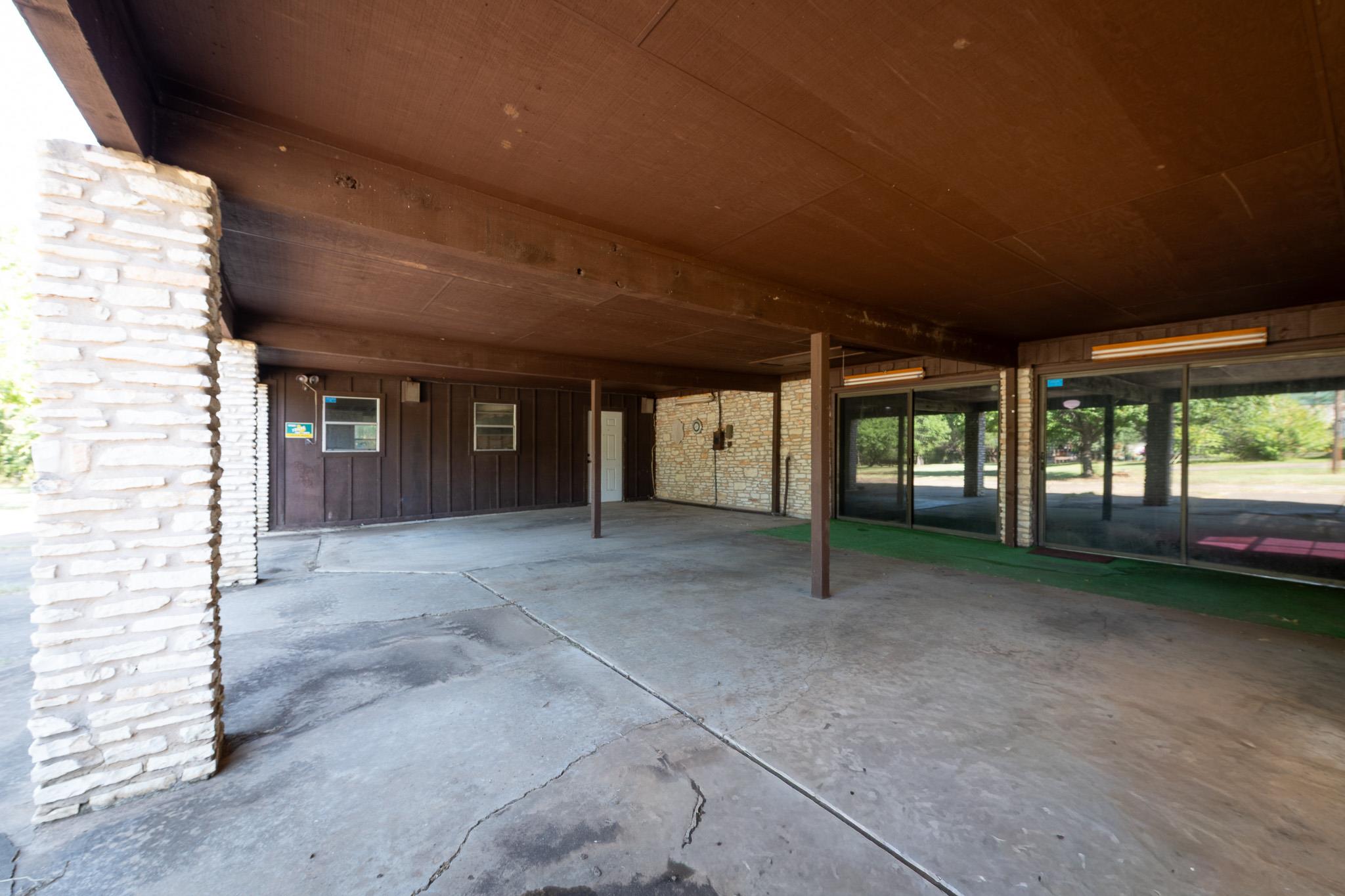 202 Canyon Wren Dr, Buda, TX 78610