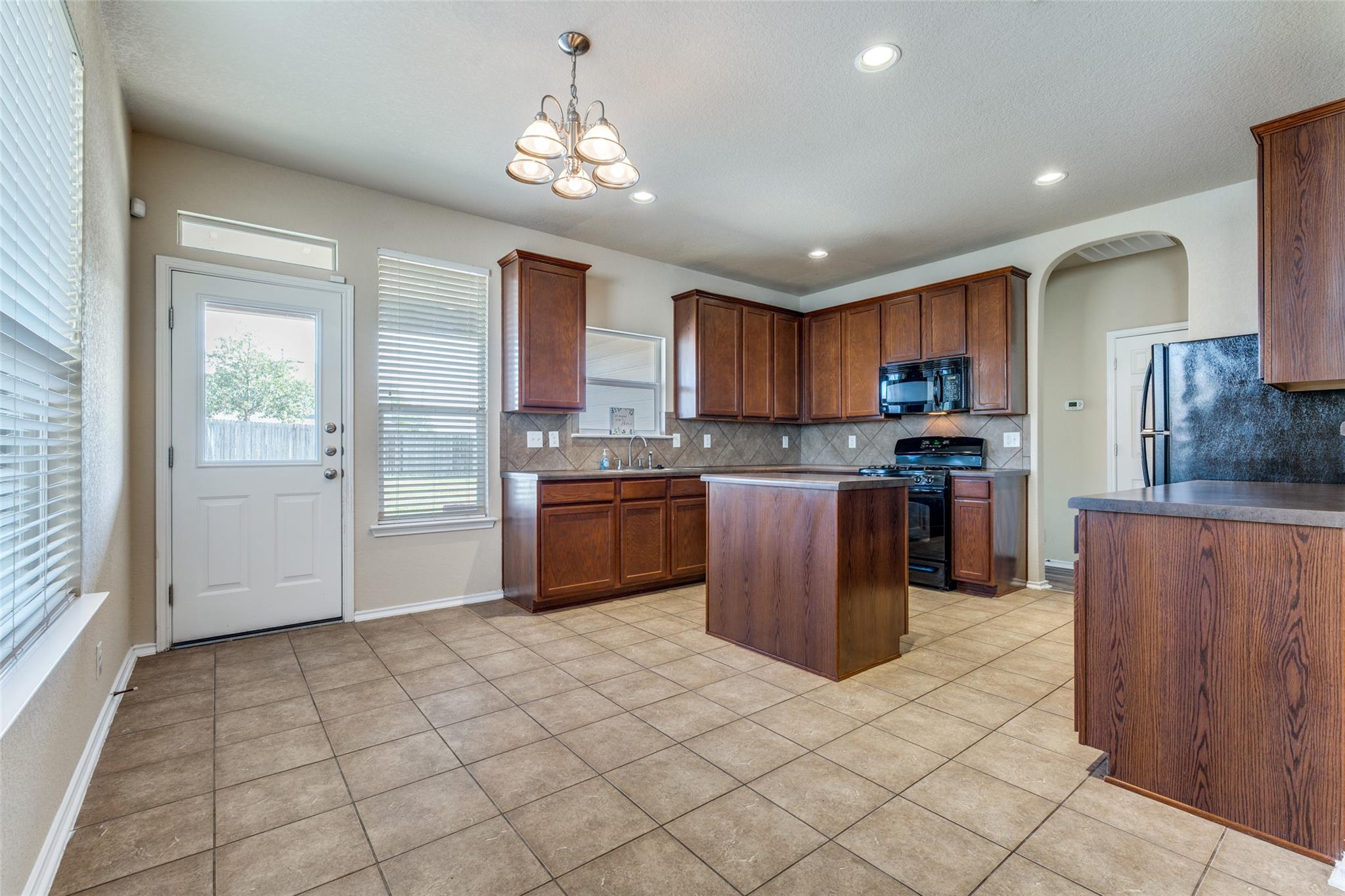 572 Perch Mdw, San Antonio, TX 78253
