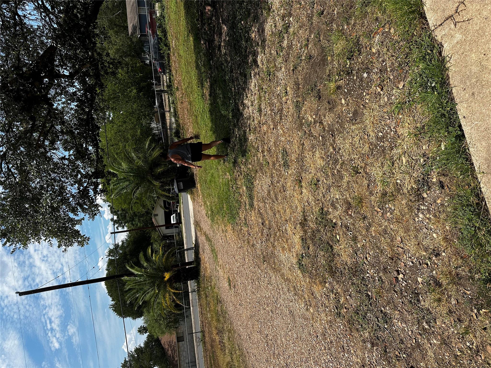 7918 Dempsey St, San Antonio, TX 78242