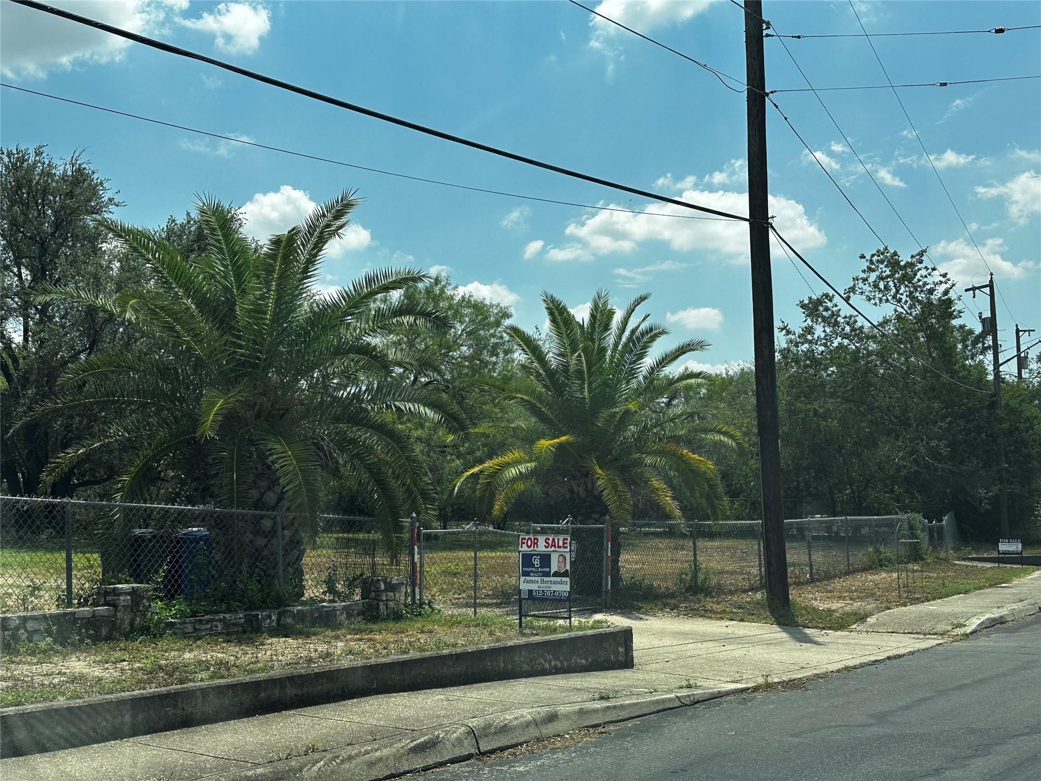 7922 Dempsey St, San Antonio, TX 78242