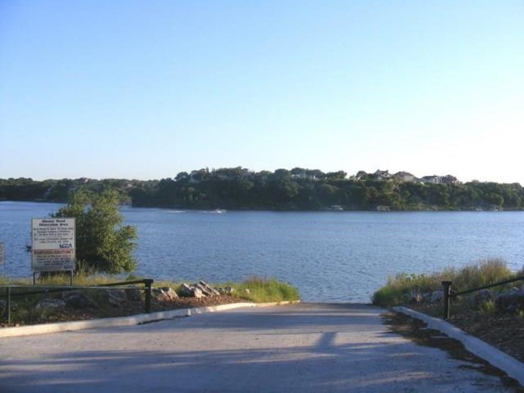3705 1/2 N Peninsular Dr, Marble Falls, TX 78654