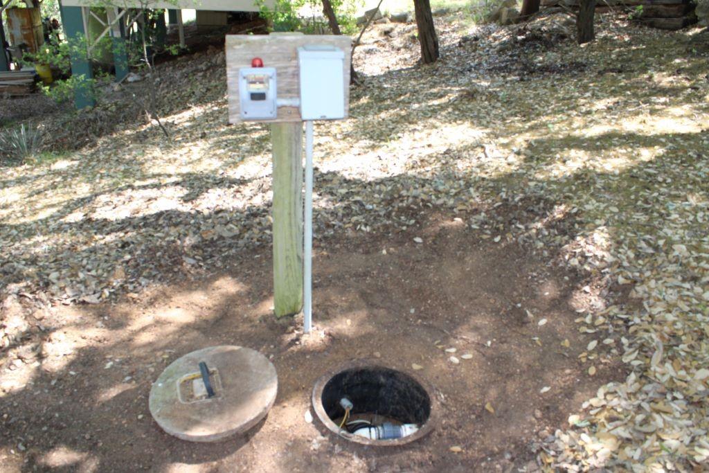 3705 1/2 N Peninsular Dr, Marble Falls, TX 78654