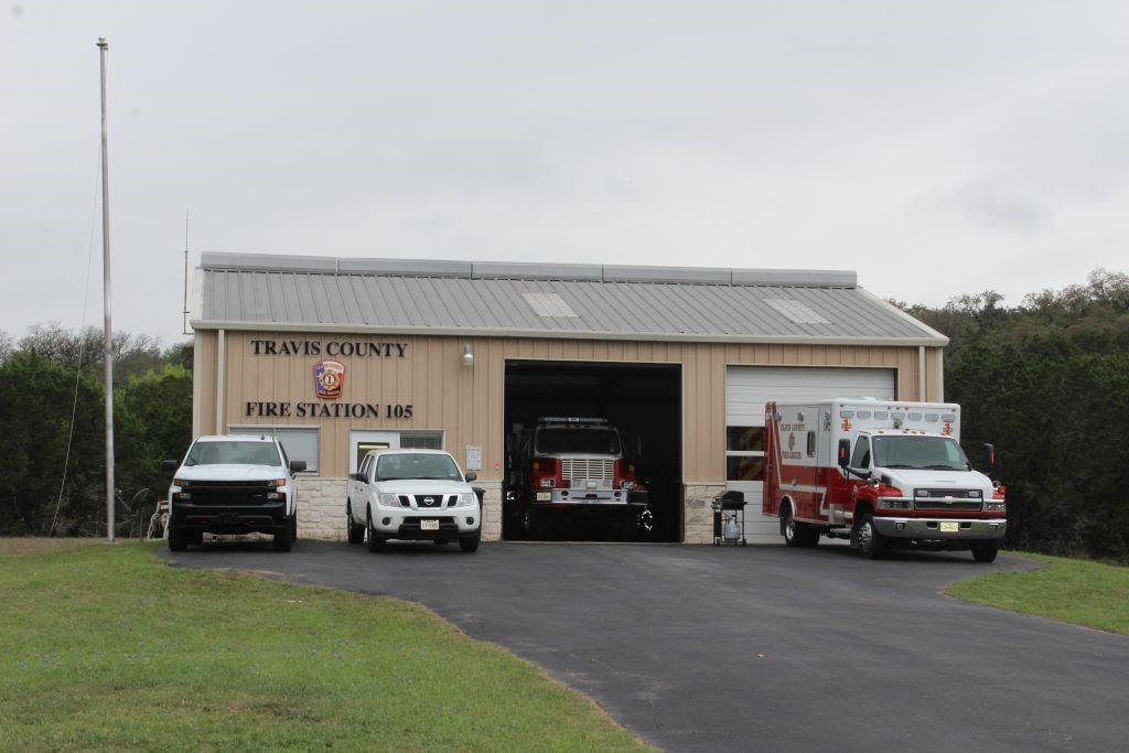 3705 1/2 N Peninsular Dr, Marble Falls, TX 78654