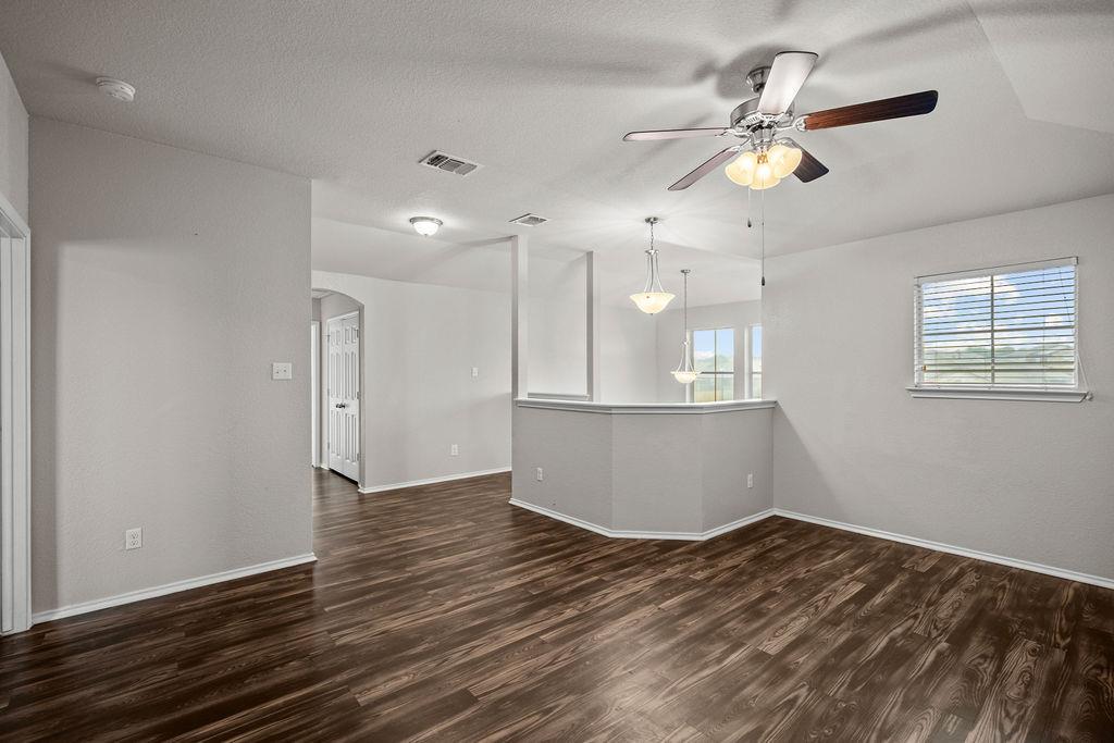 5712 Stonehaven Dr, Temple, TX 76502