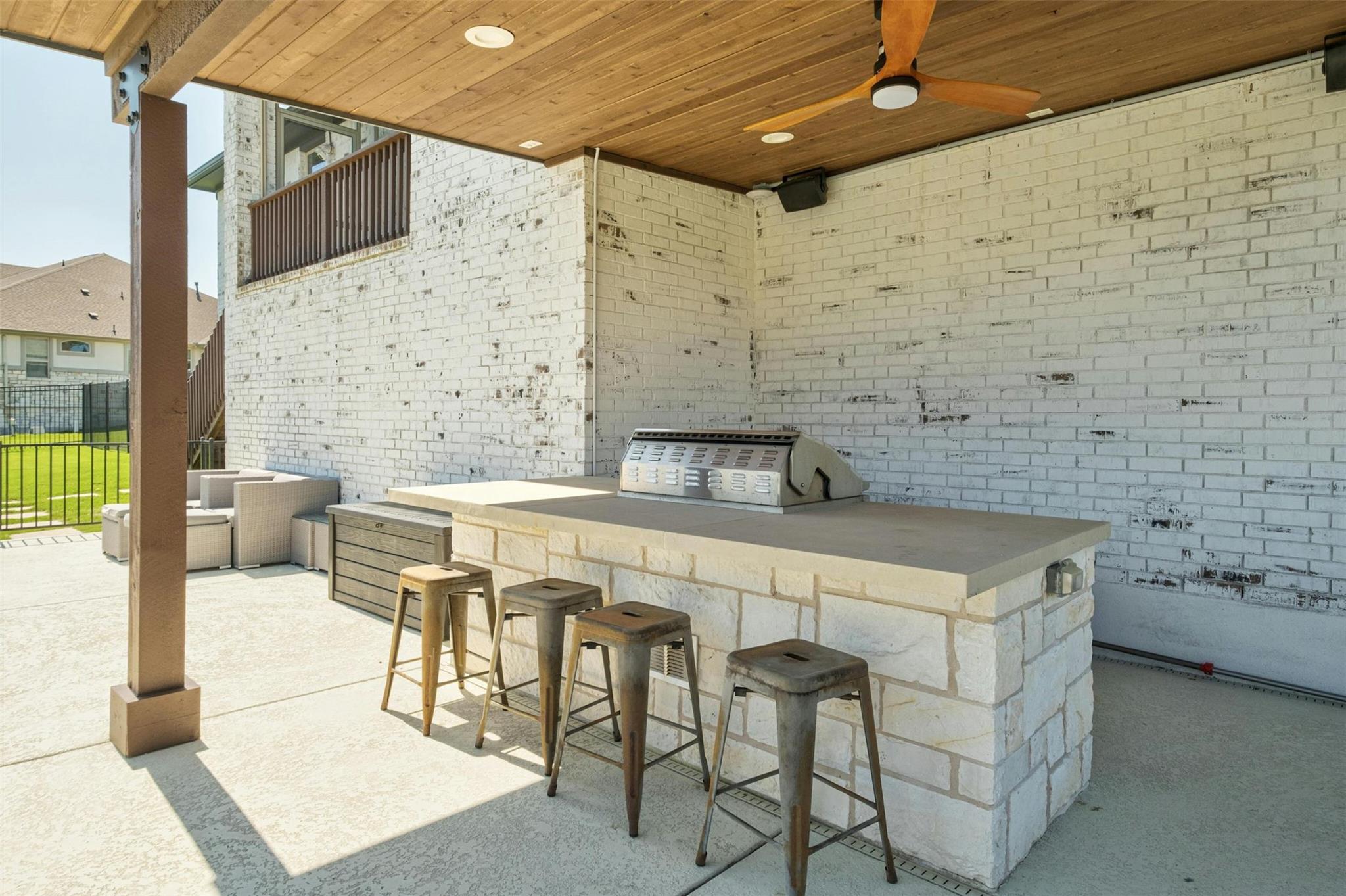 17408 Avion Dr, Dripping Springs, TX 78620