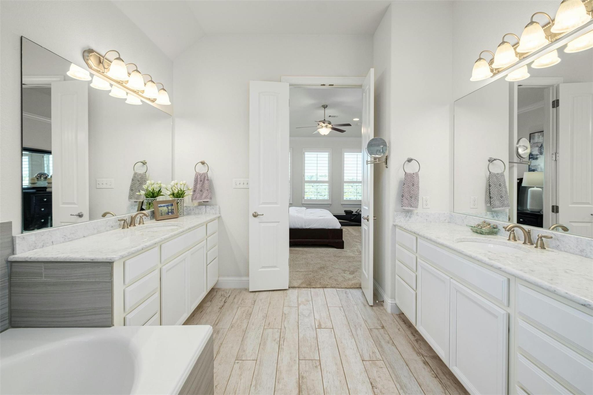 17408 Avion Dr, Dripping Springs, TX 78620