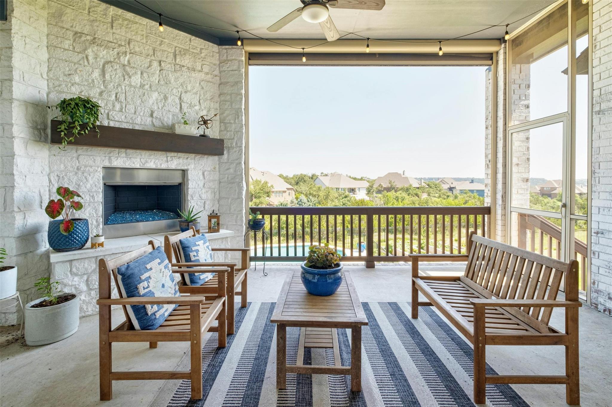 17408 Avion Dr, Dripping Springs, TX 78620