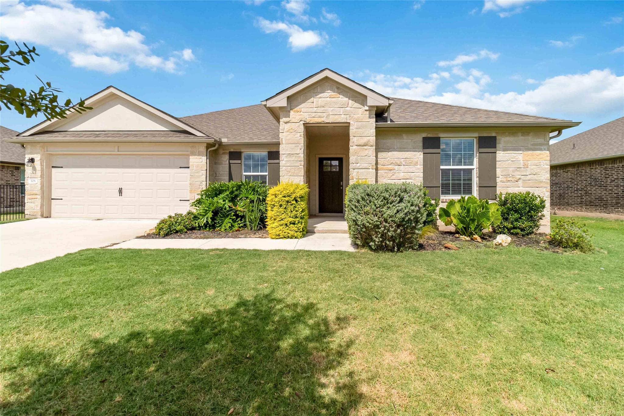 106 Sandpiper Dr, Bastrop, TX 78602