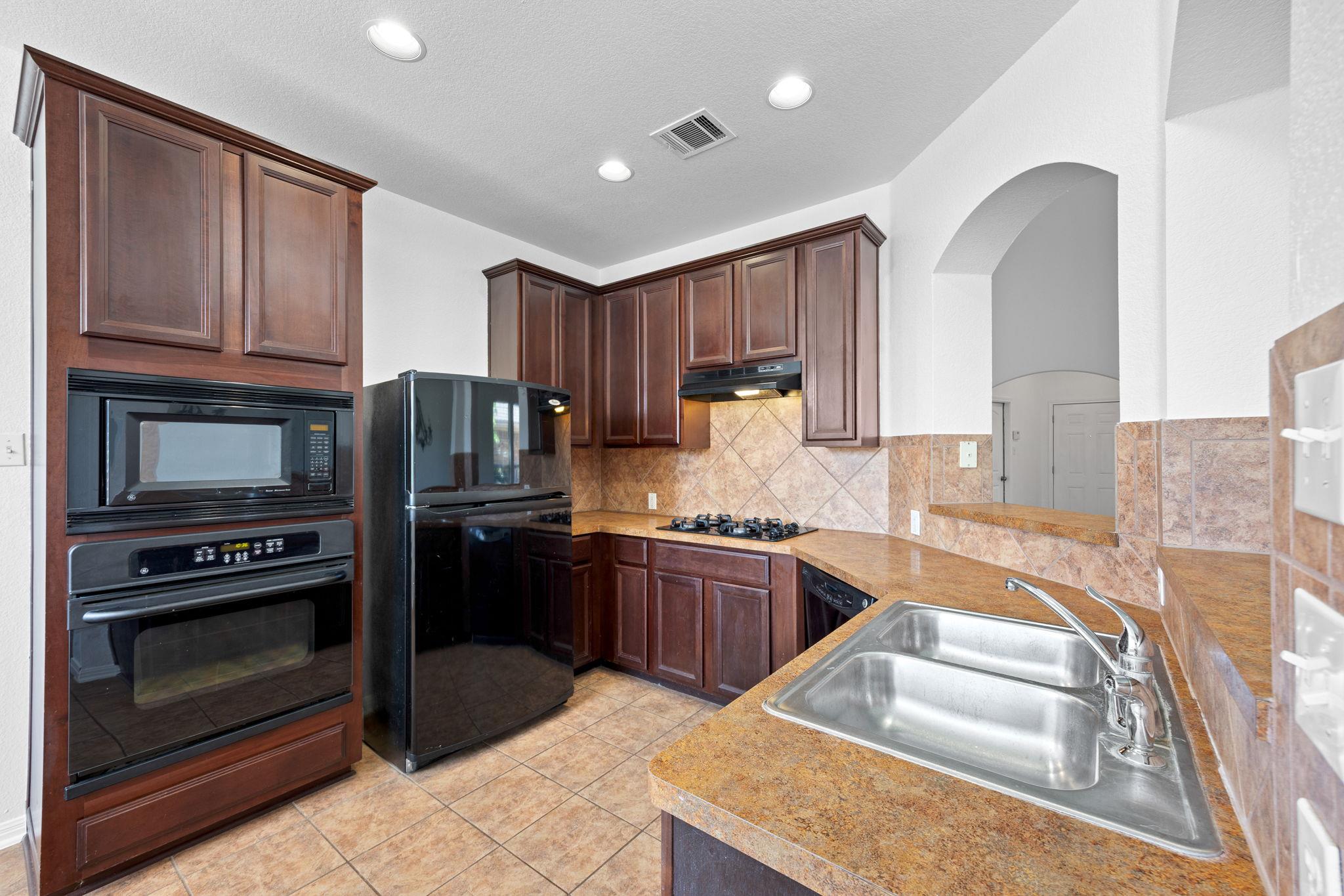 2995 Freemont St, Round Rock, TX 78681