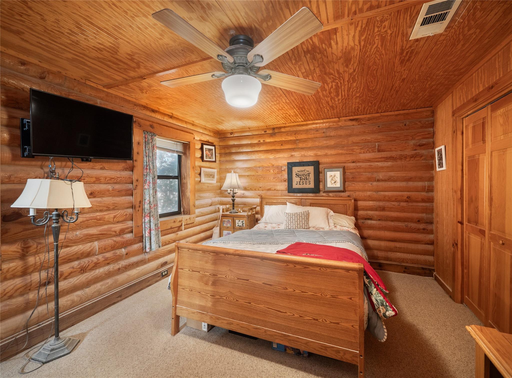 234 E Flag Creek Ranch Rd, Llano, TX 78643