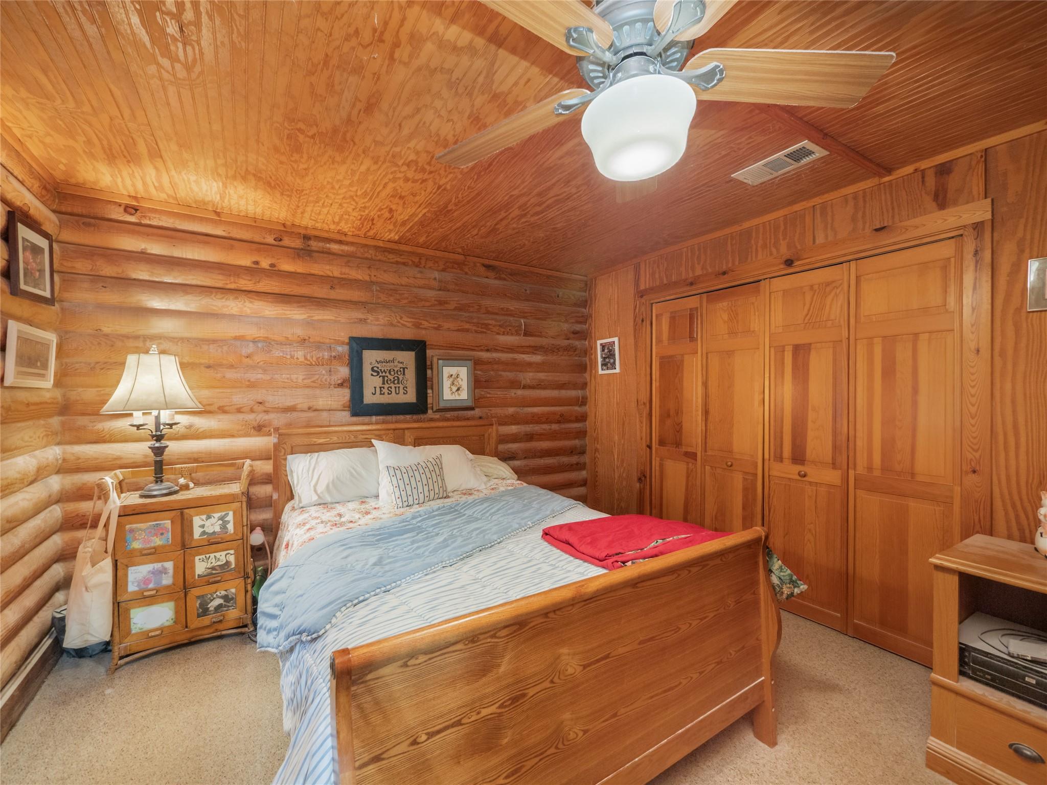 234 E Flag Creek Ranch Rd, Llano, TX 78643