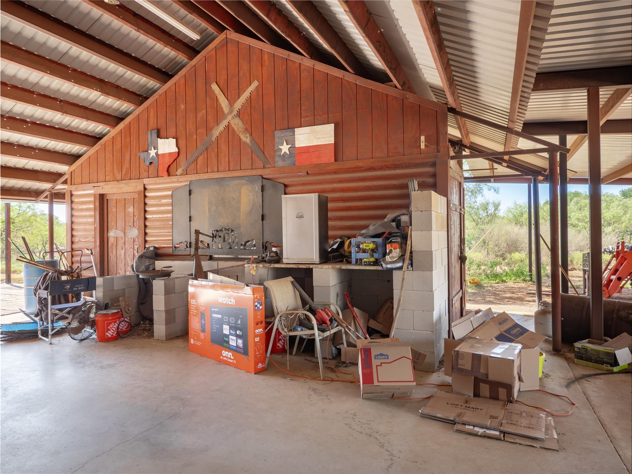 234 E Flag Creek Ranch Rd, Llano, TX 78643