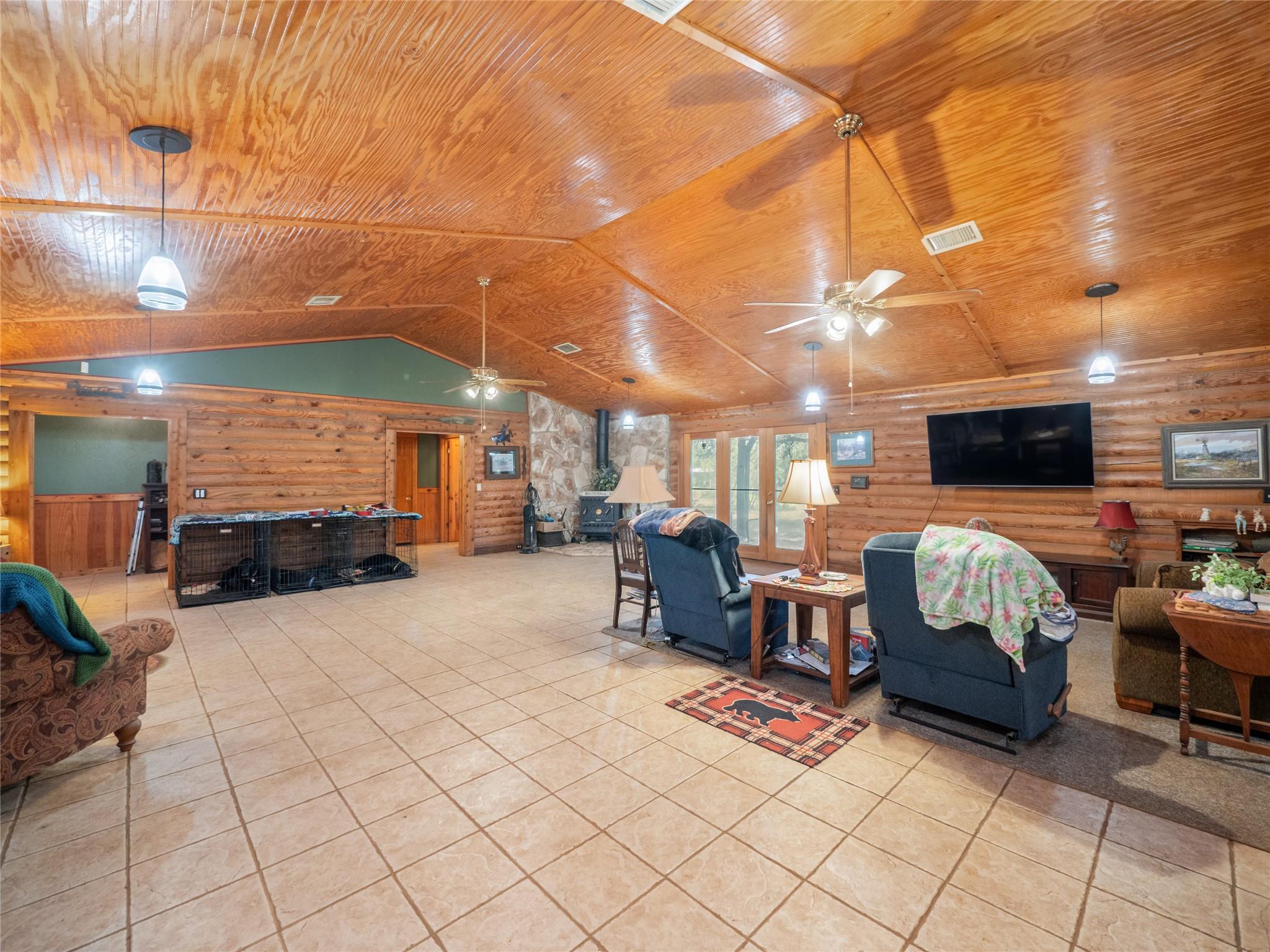 234 E Flag Creek Ranch Rd, Llano, TX 78643