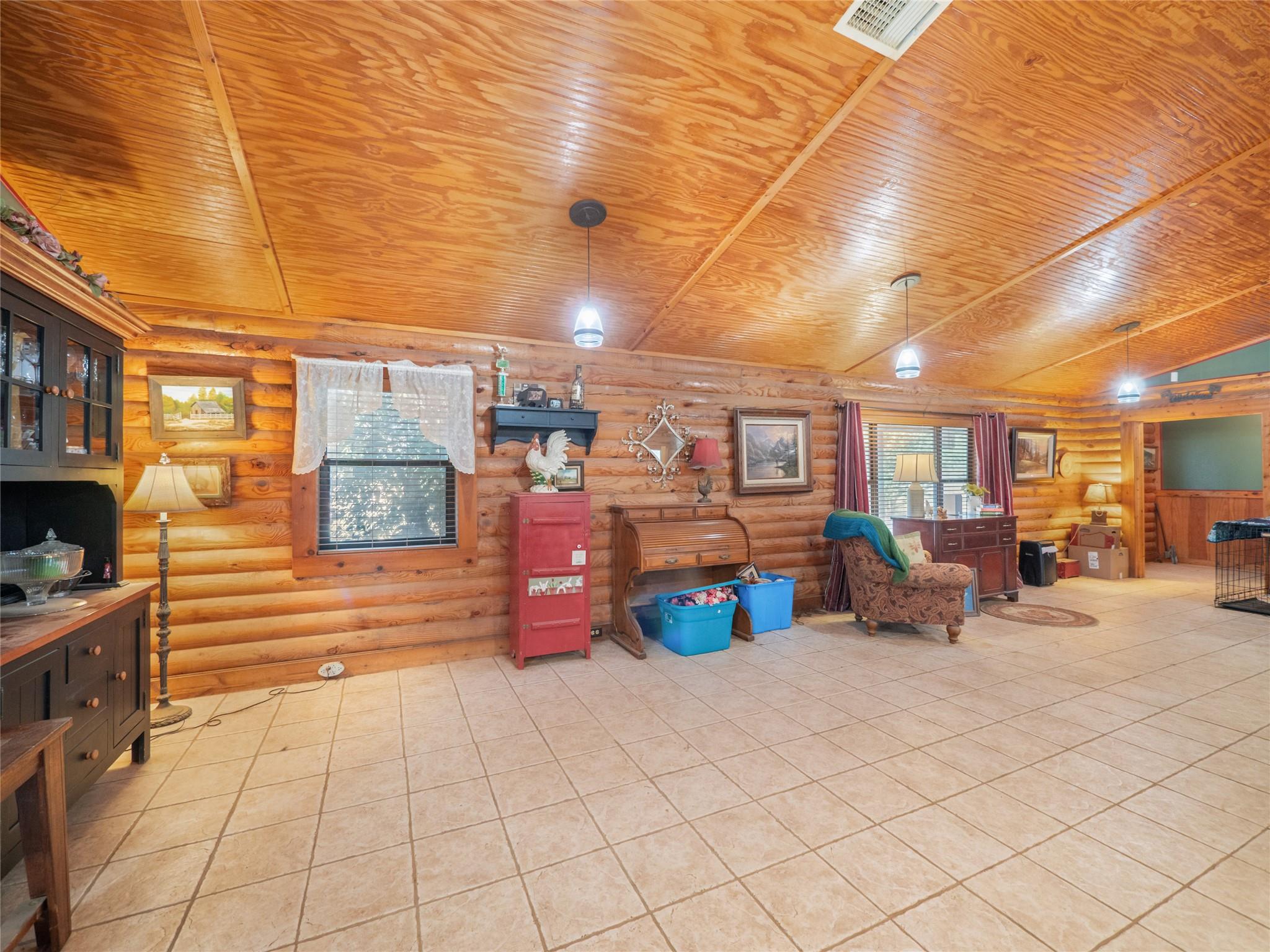 234 E Flag Creek Ranch Rd, Llano, TX 78643