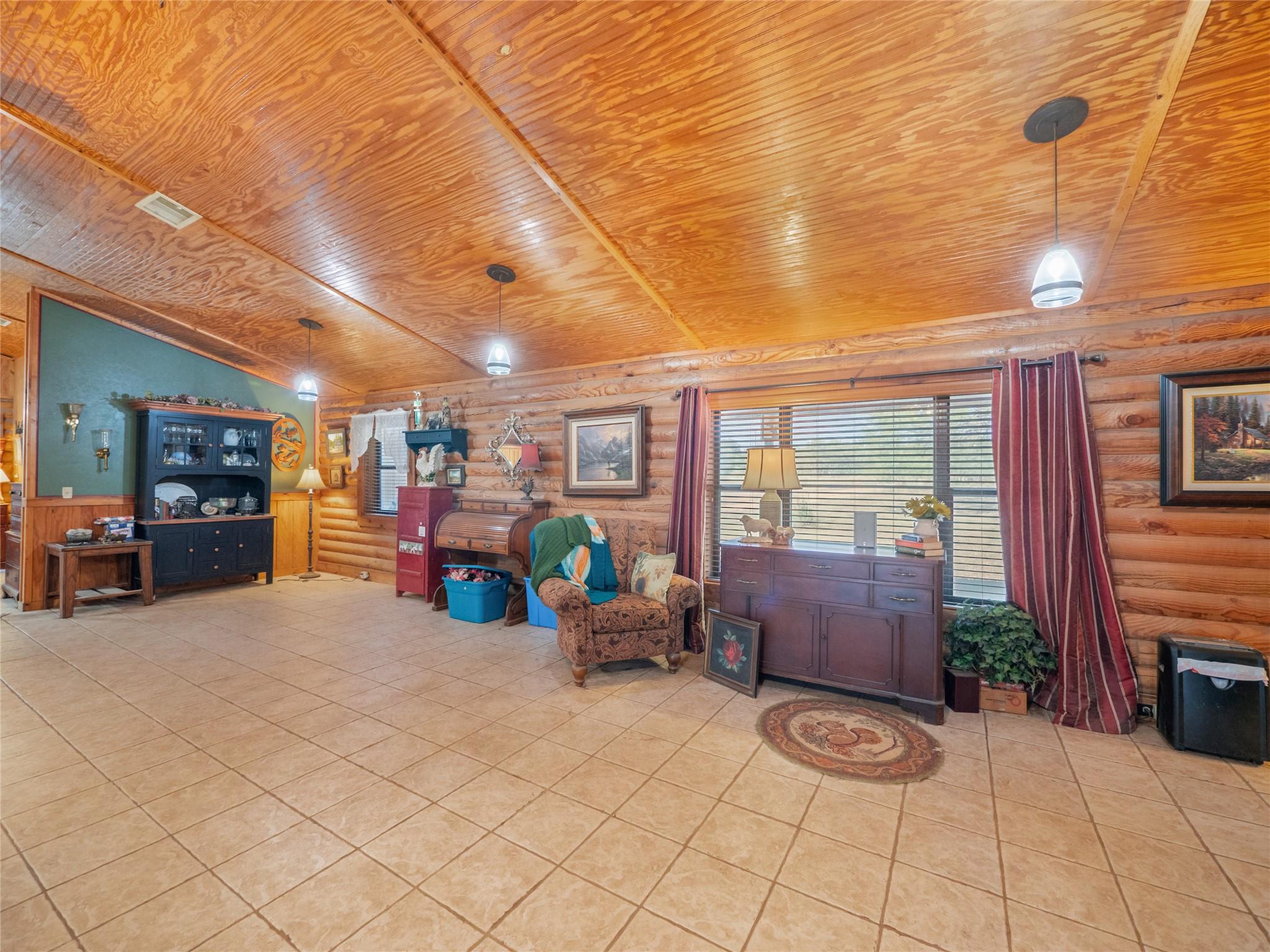 234 E Flag Creek Ranch Rd, Llano, TX 78643