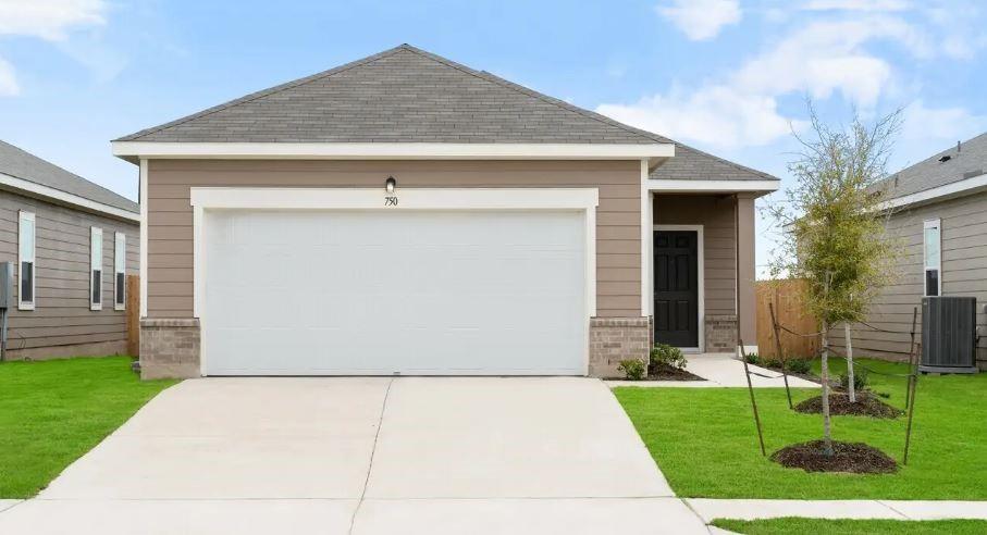 403 Cliff Dr, Maxwell, TX 78656