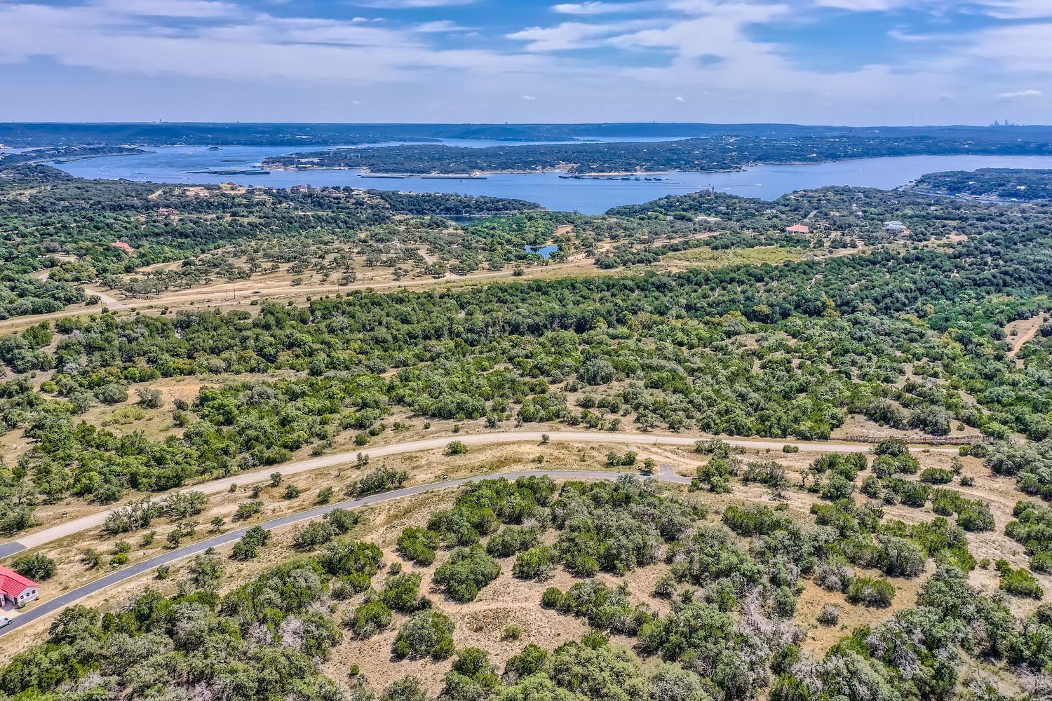 19129 Camelot Woods Cv, Lago Vista, TX 78645