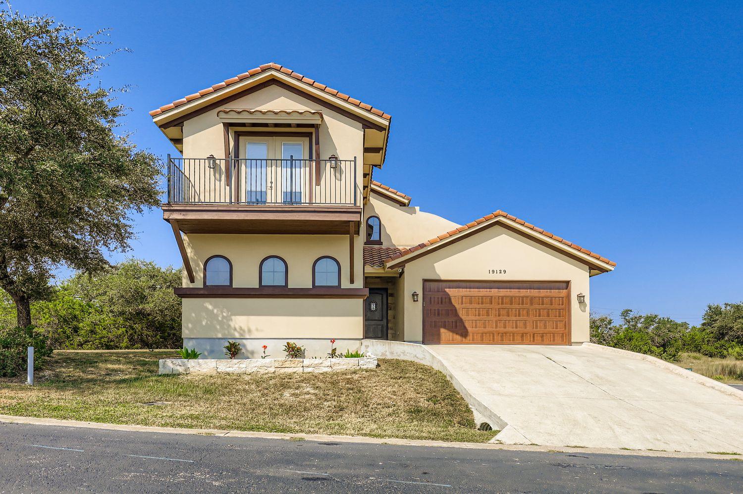19129 Camelot Woods Cv, Lago Vista, TX 78645