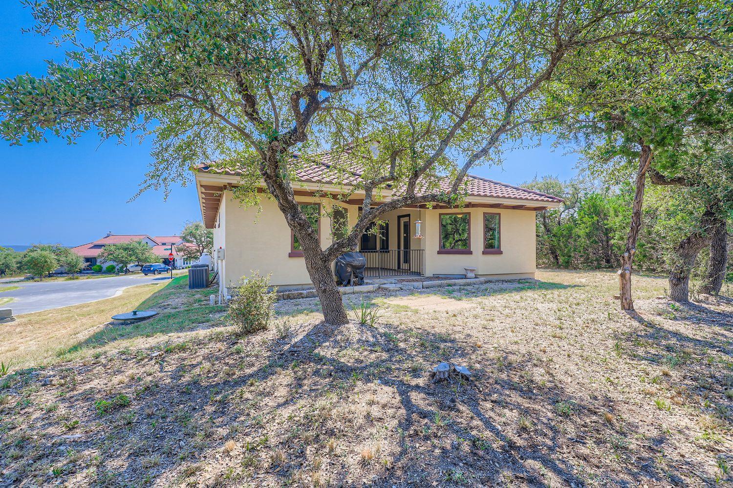 19129 Camelot Woods Cv, Lago Vista, TX 78645