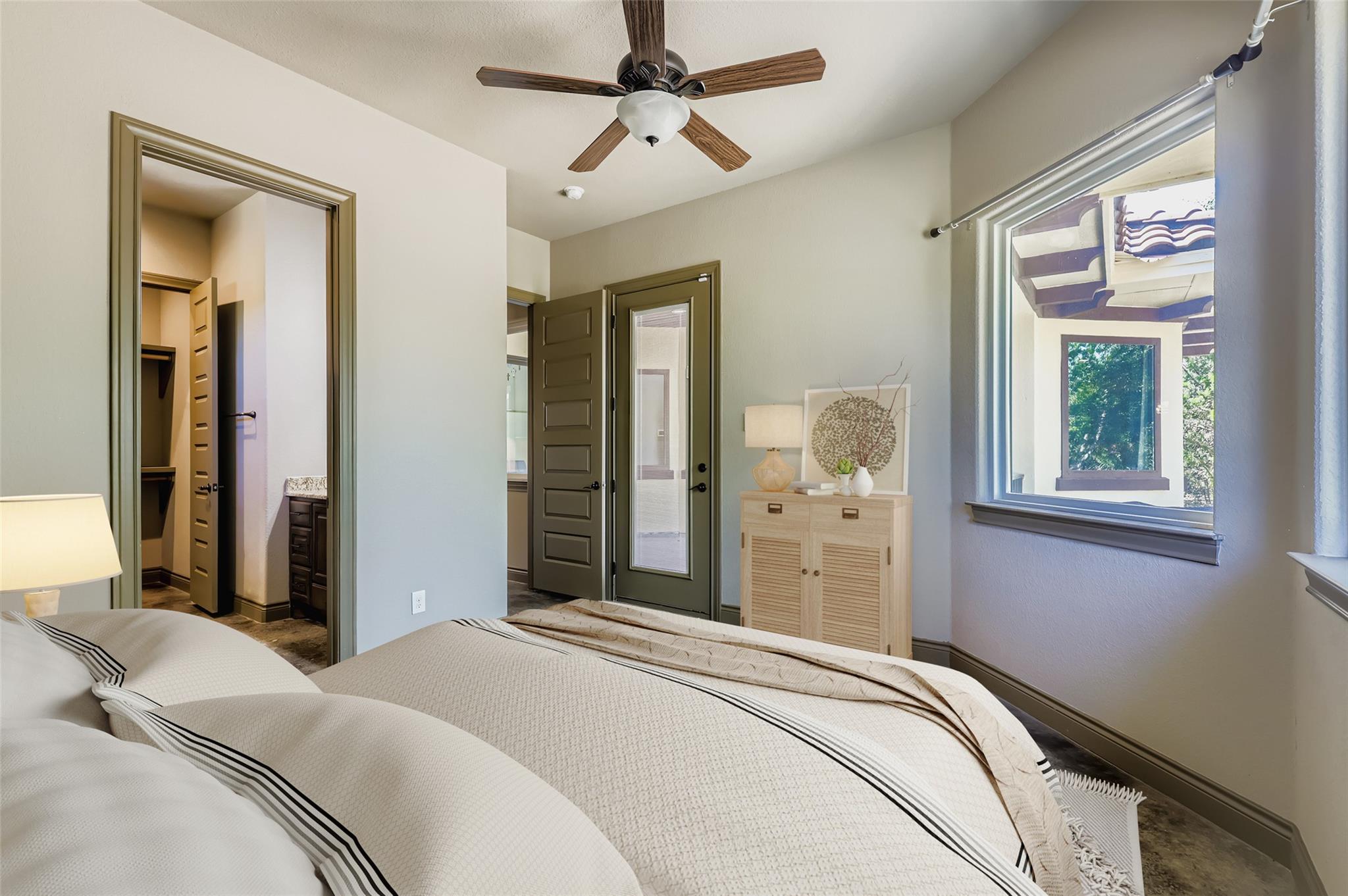 19129 Camelot Woods Cv, Lago Vista, TX 78645