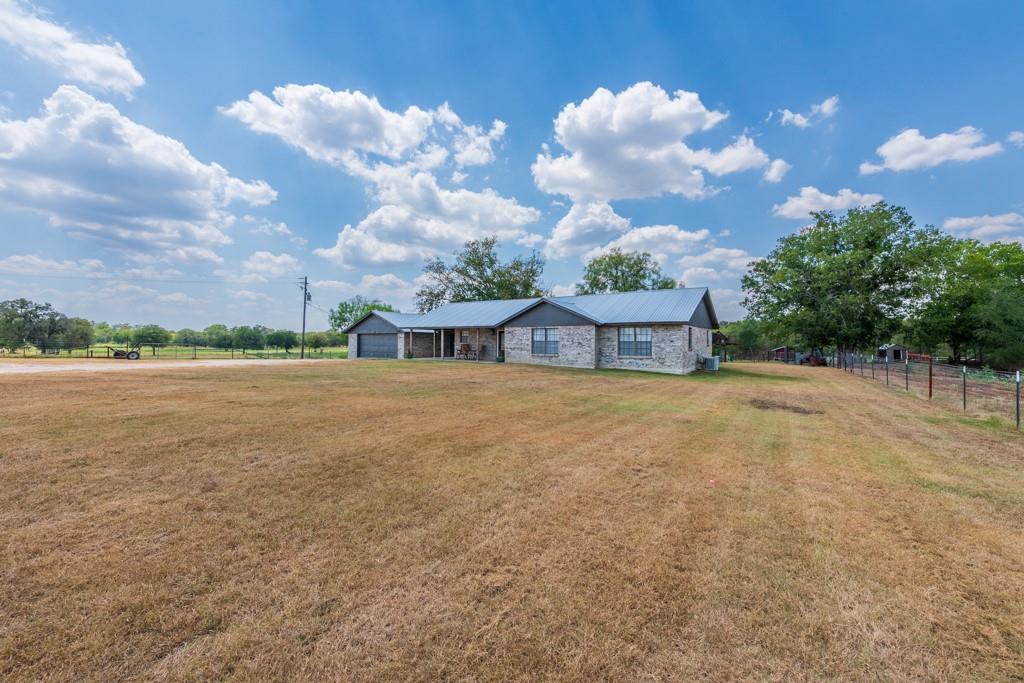 9019 Fm 86, Lockhart, TX 78644