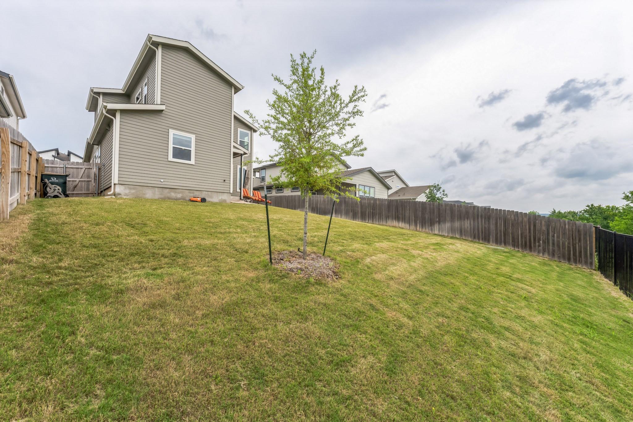 9800 Evening Canopy Dr, Manor, TX 78653