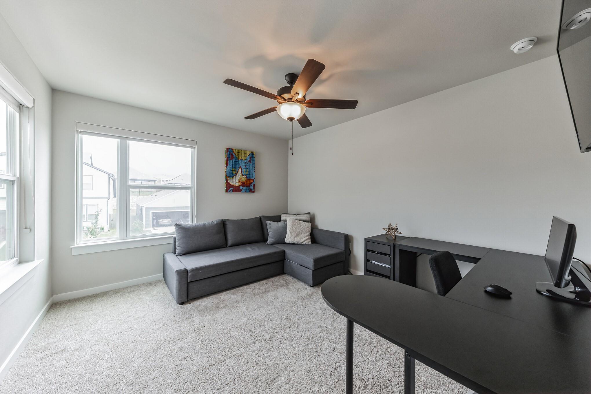 9800 Evening Canopy Dr, Manor, TX 78653