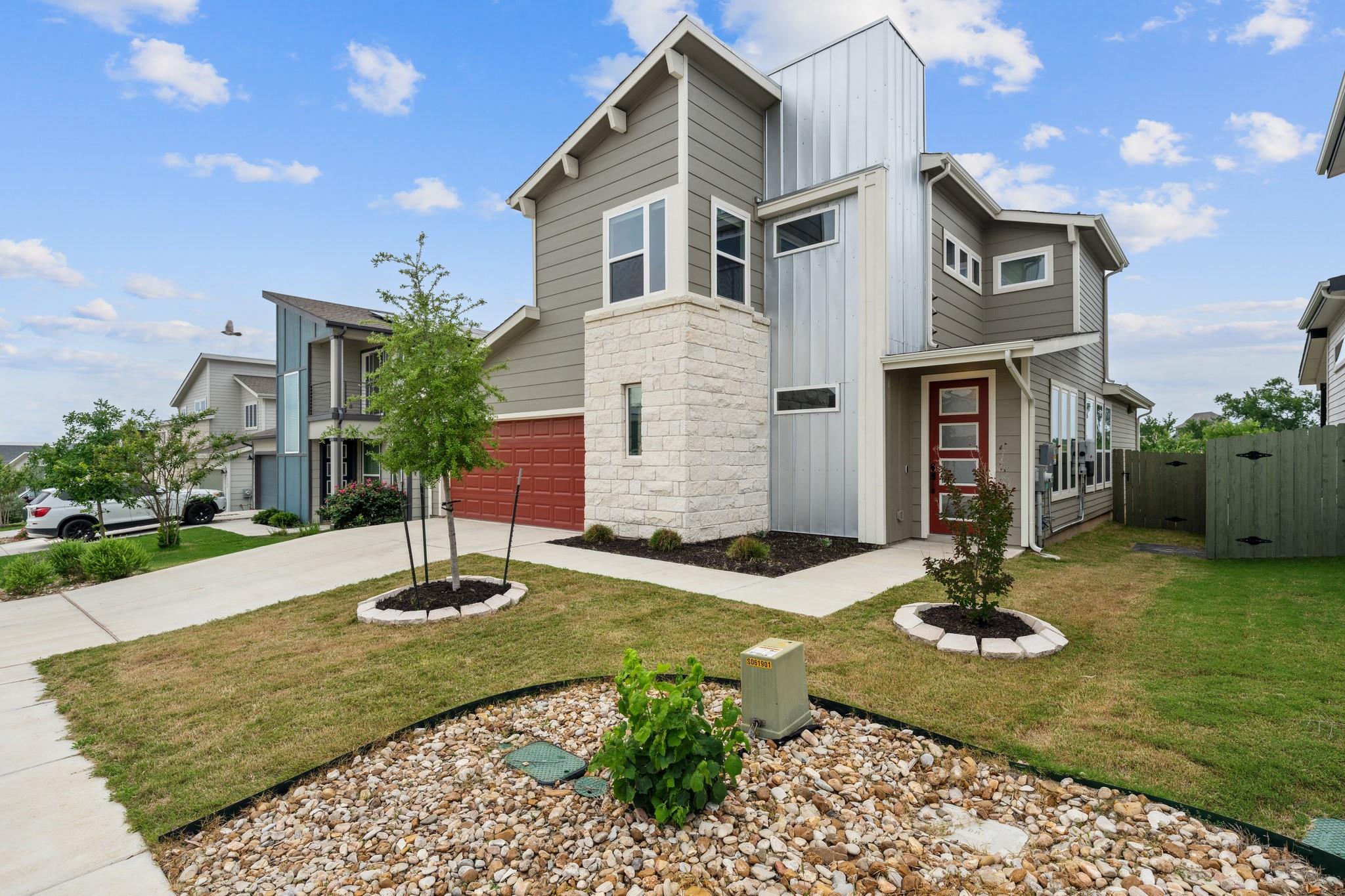 9800 Evening Canopy Dr, Manor, TX 78653