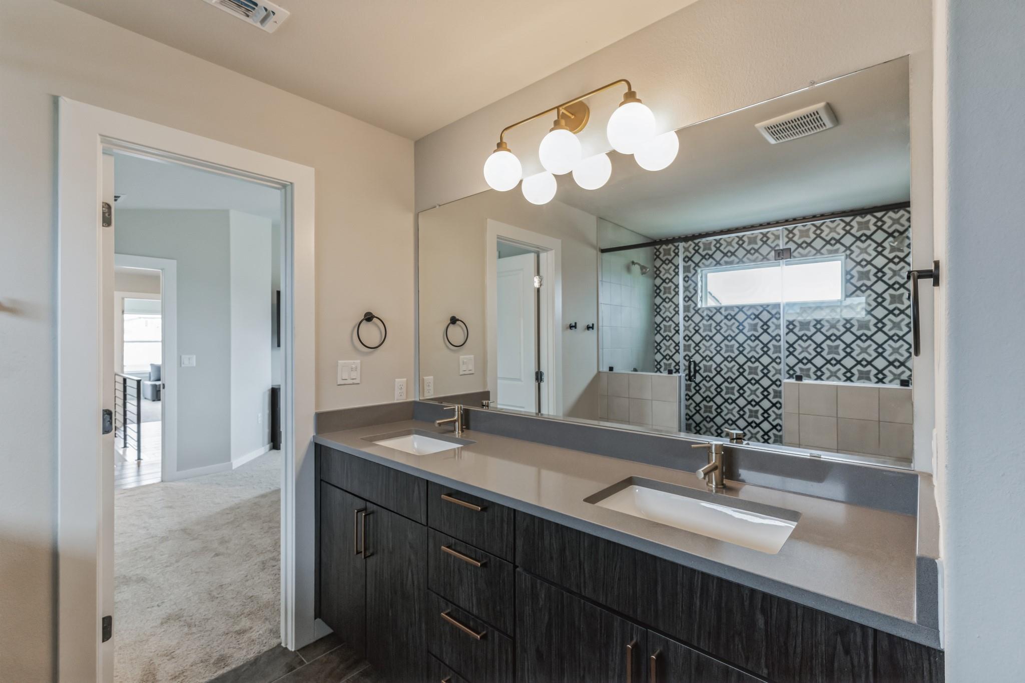 9800 Evening Canopy Dr, Manor, TX 78653