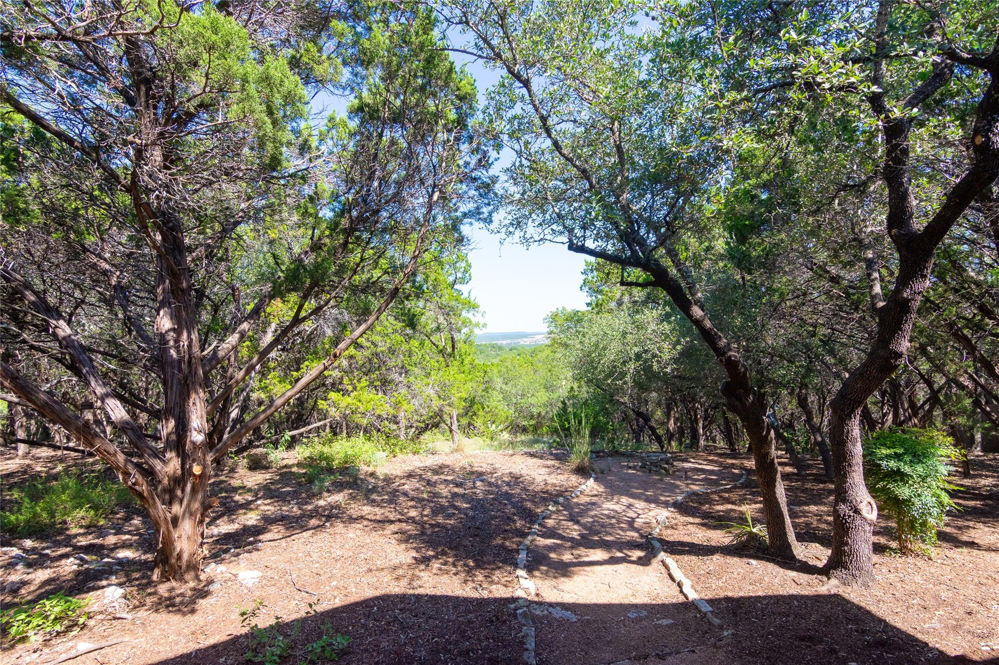 6004 Cimmaron Trl, Lago Vista, TX 78645