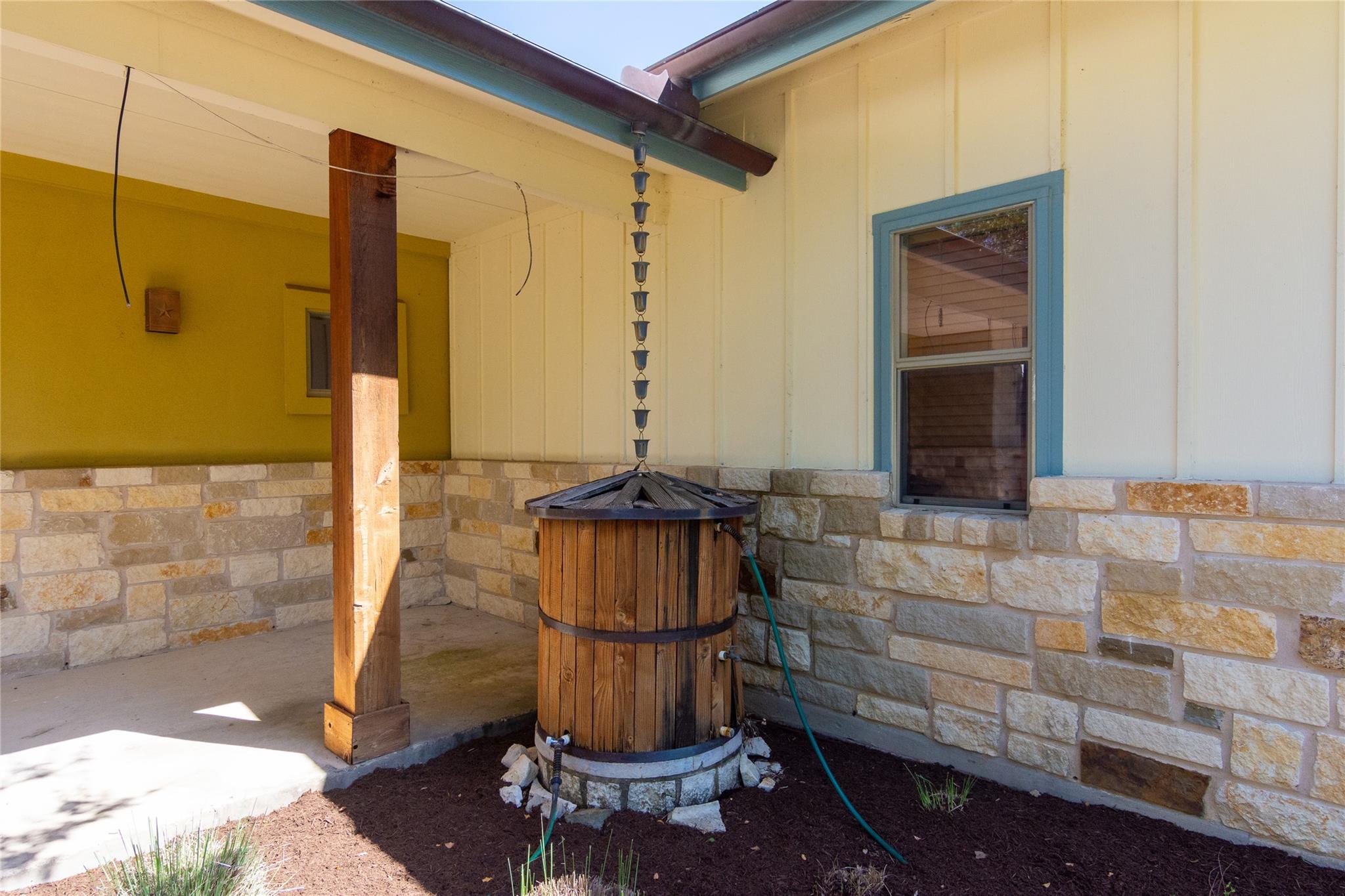 6004 Cimmaron Trl, Lago Vista, TX 78645