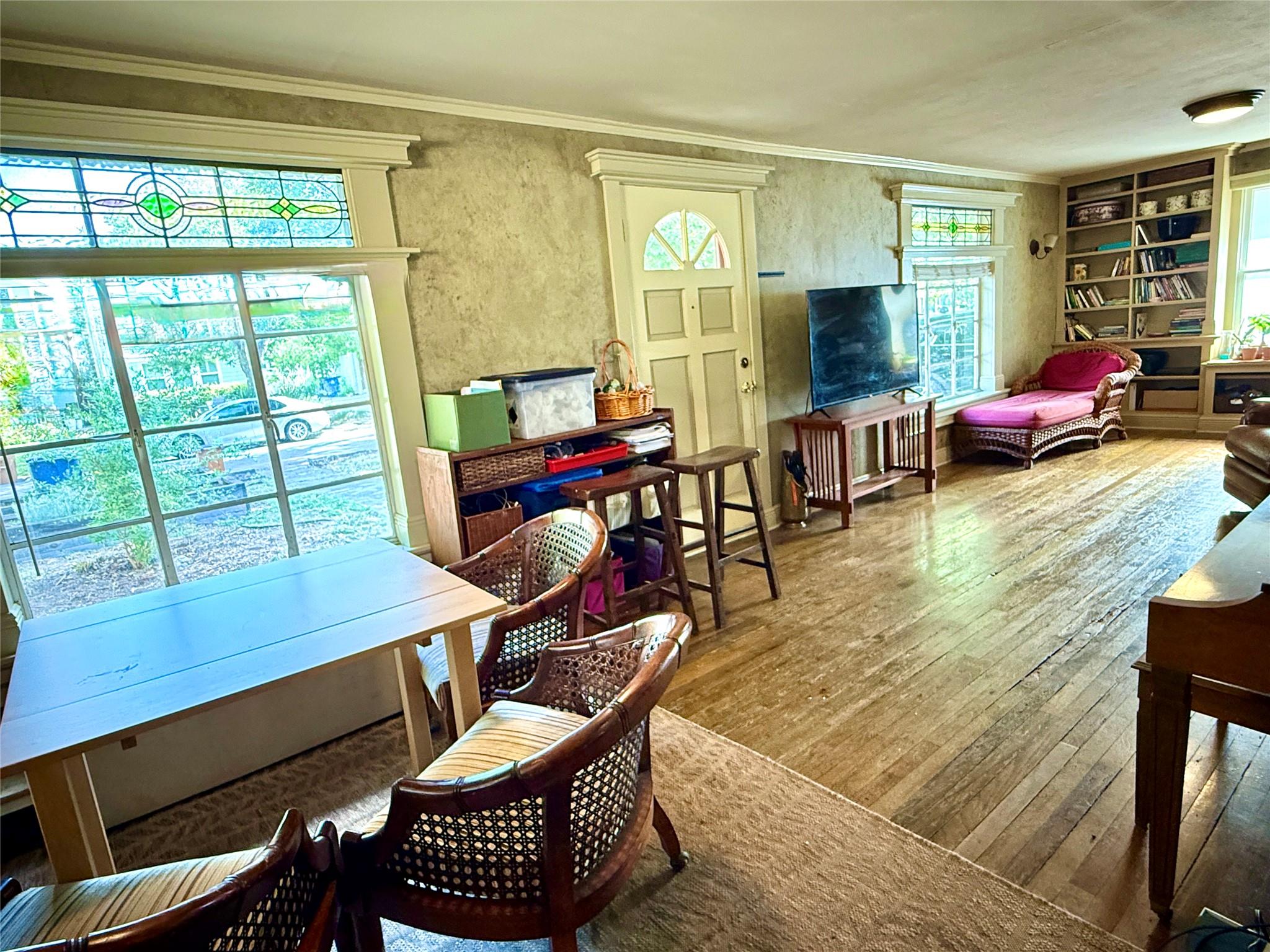 1911 Pasadena Dr, Austin, TX 78757