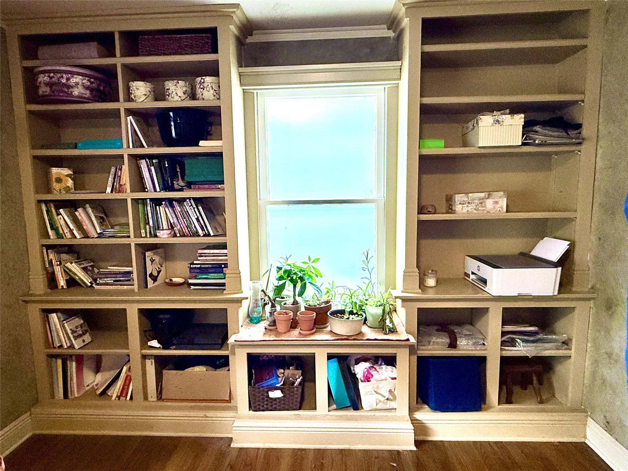 1911 Pasadena Dr, Austin, TX 78757