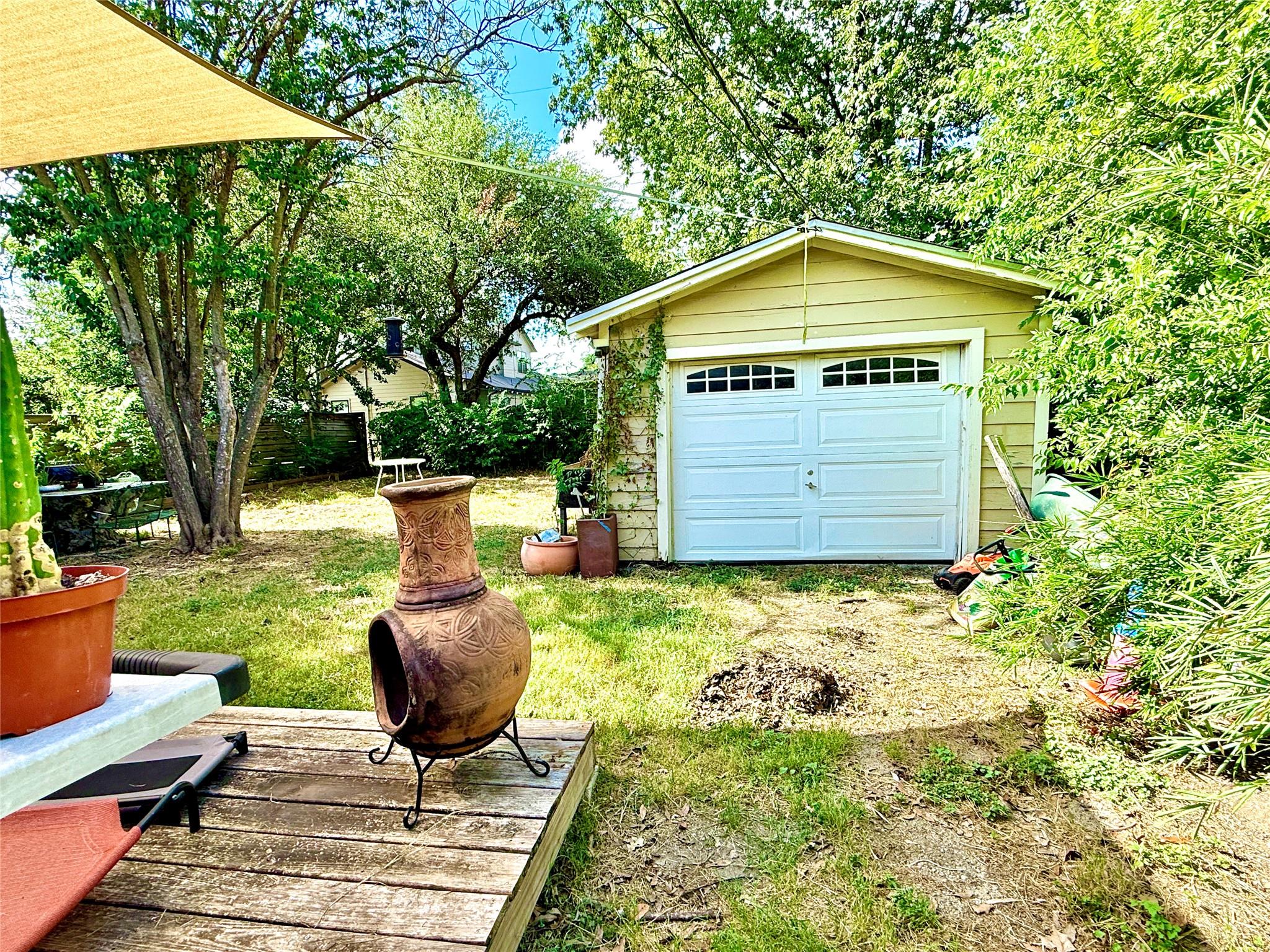 1911 Pasadena Dr, Austin, TX 78757