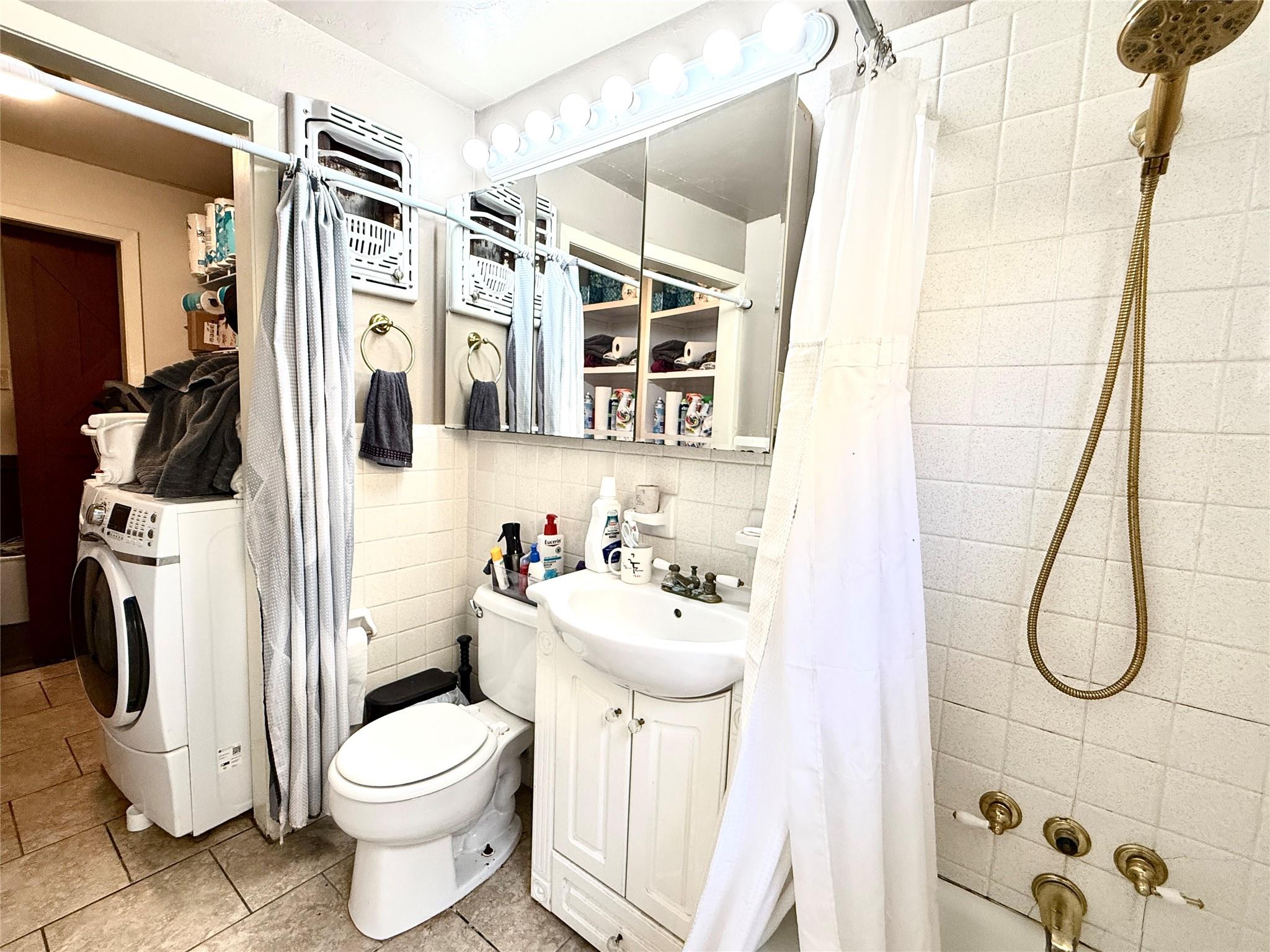 1911 Pasadena Dr, Austin, TX 78757