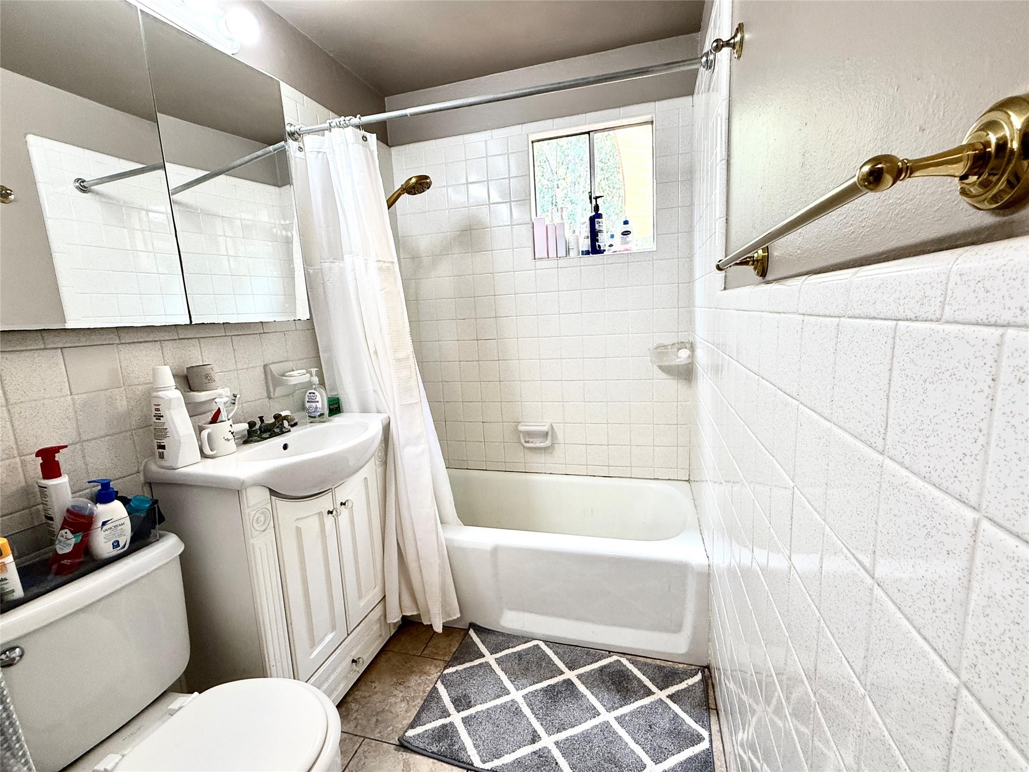 1911 Pasadena Dr, Austin, TX 78757