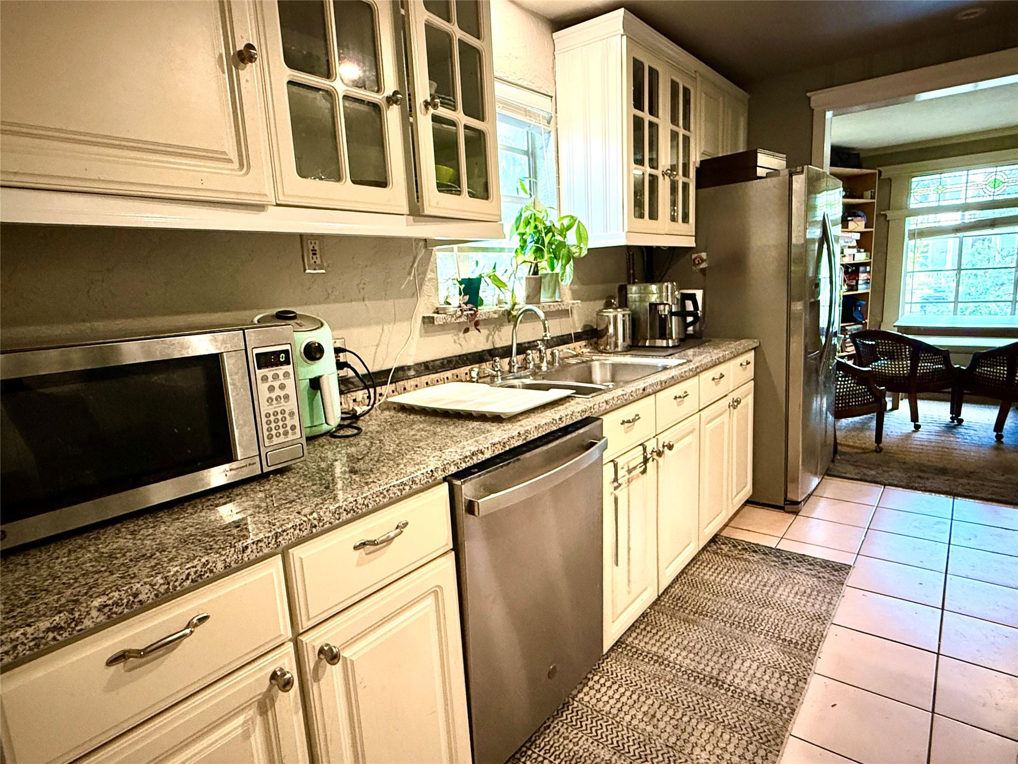 1911 Pasadena Dr, Austin, TX 78757