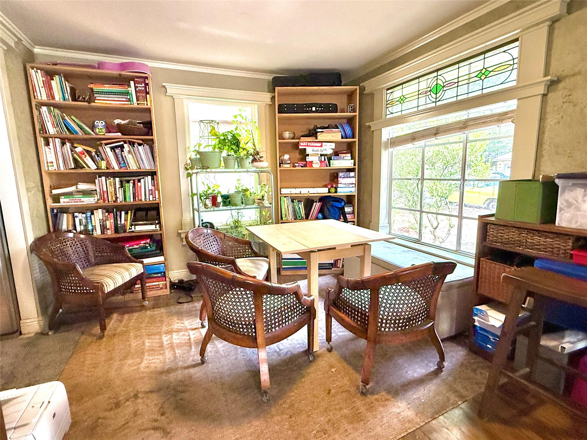 1911 Pasadena Dr, Austin, TX 78757