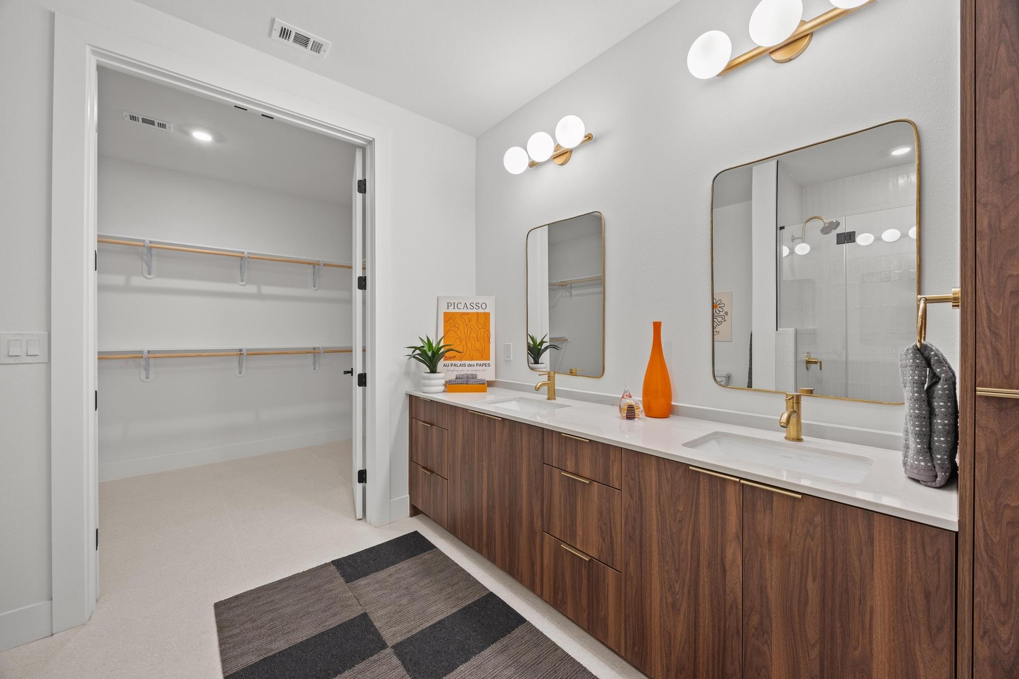 1701 Simond Ave # 223, Austin, TX 78723