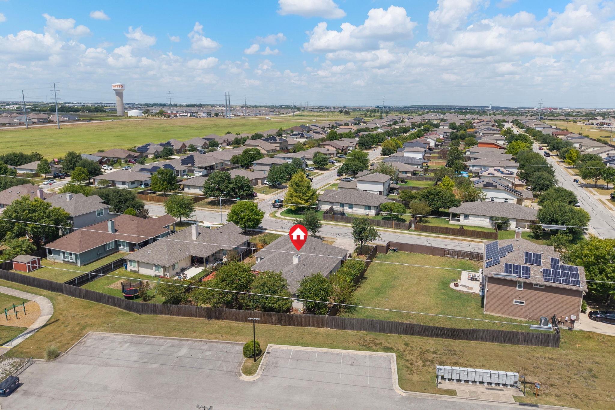 105 Mattingly St, Hutto, TX 78634