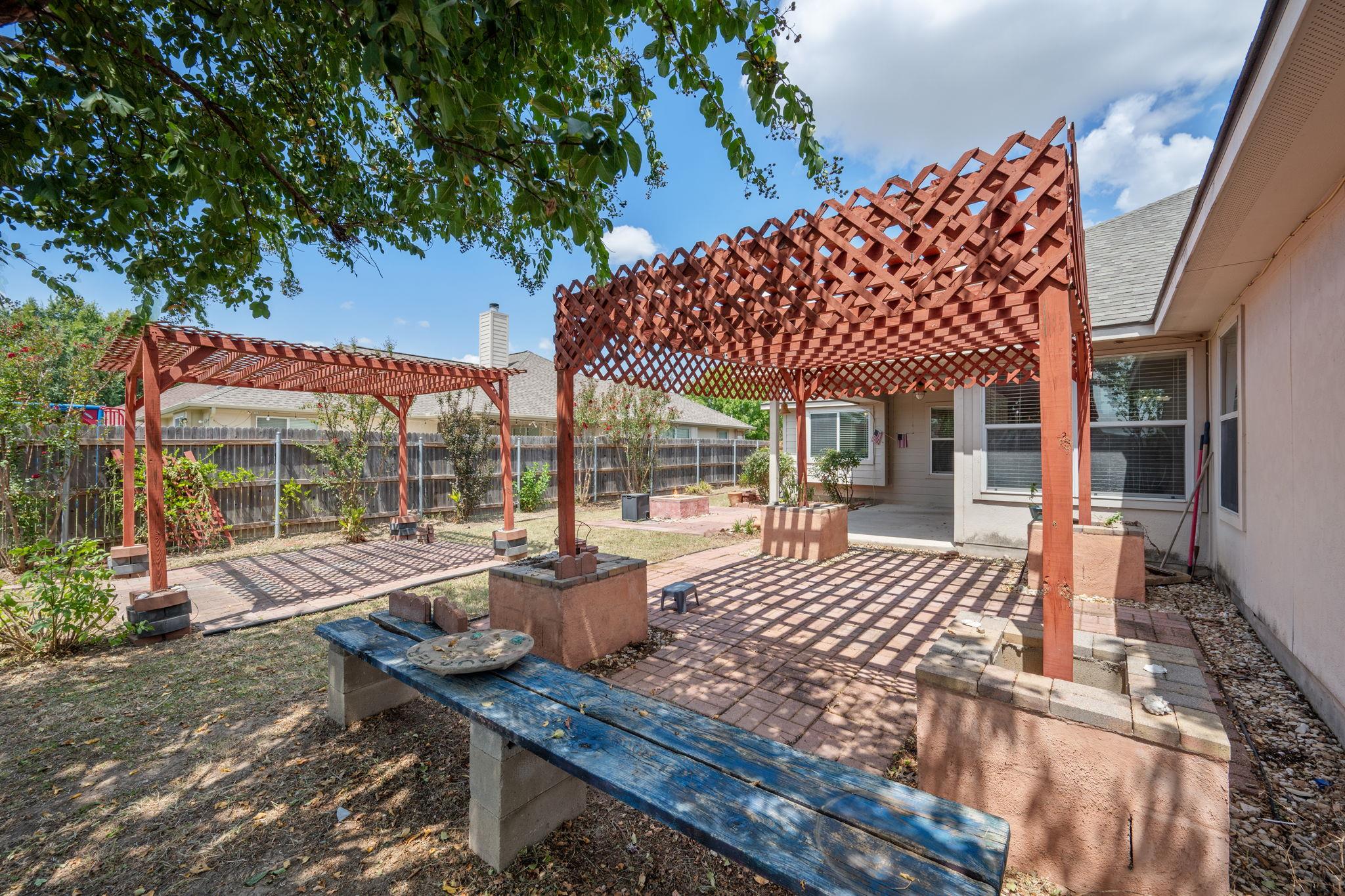 105 Mattingly St, Hutto, TX 78634