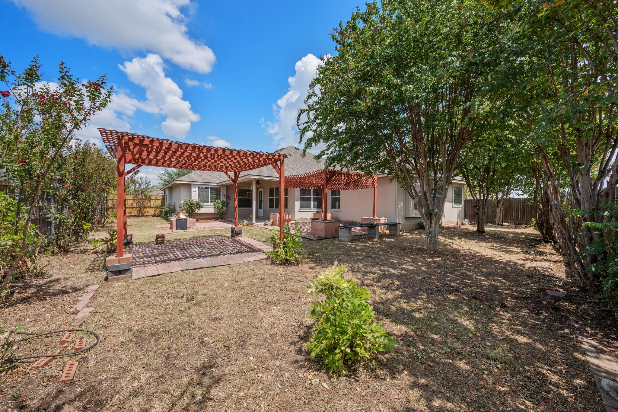 105 Mattingly St, Hutto, TX 78634