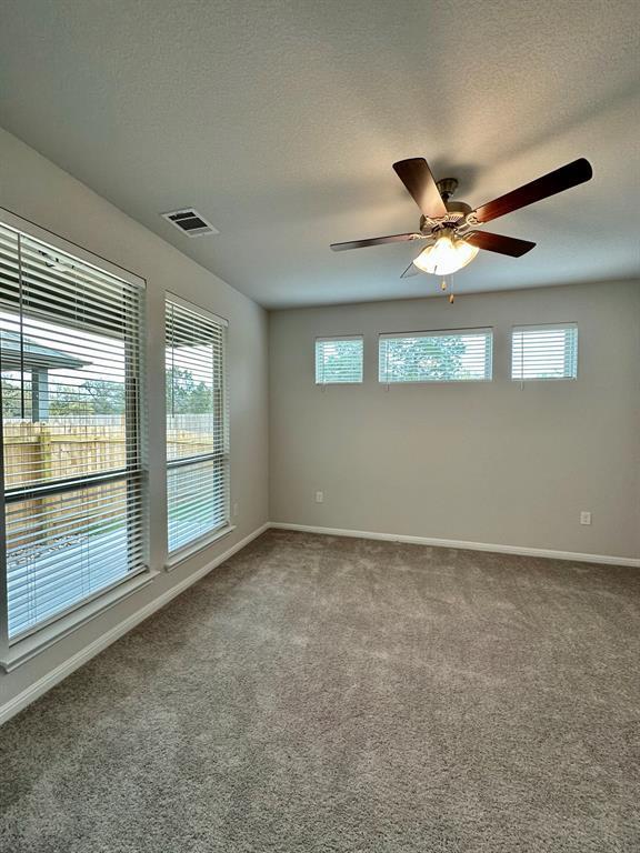 124 Macarthur Dr, Leander, TX 78641