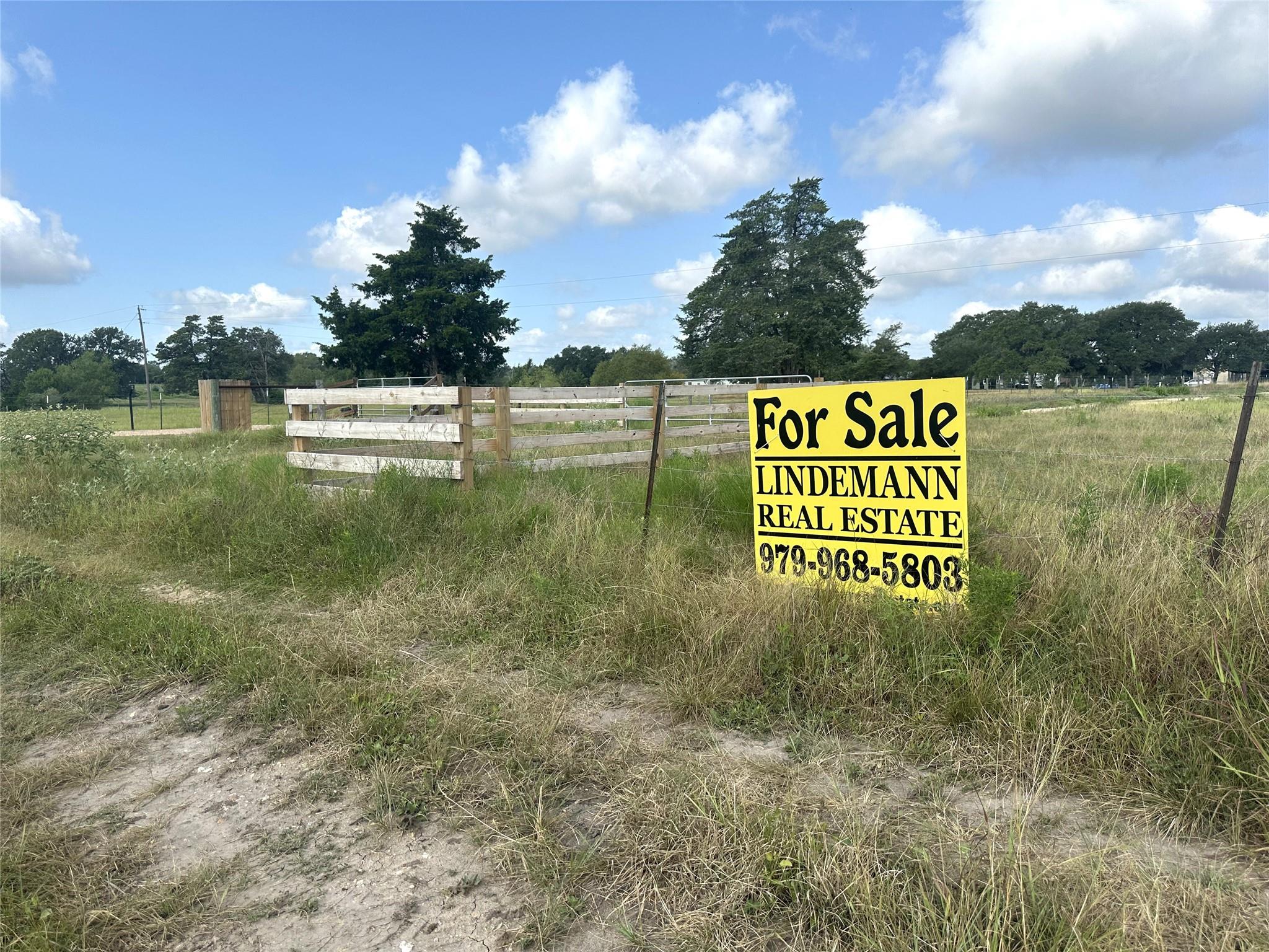 8345 Farm To Market Road 2145, La Grange, TX 78945