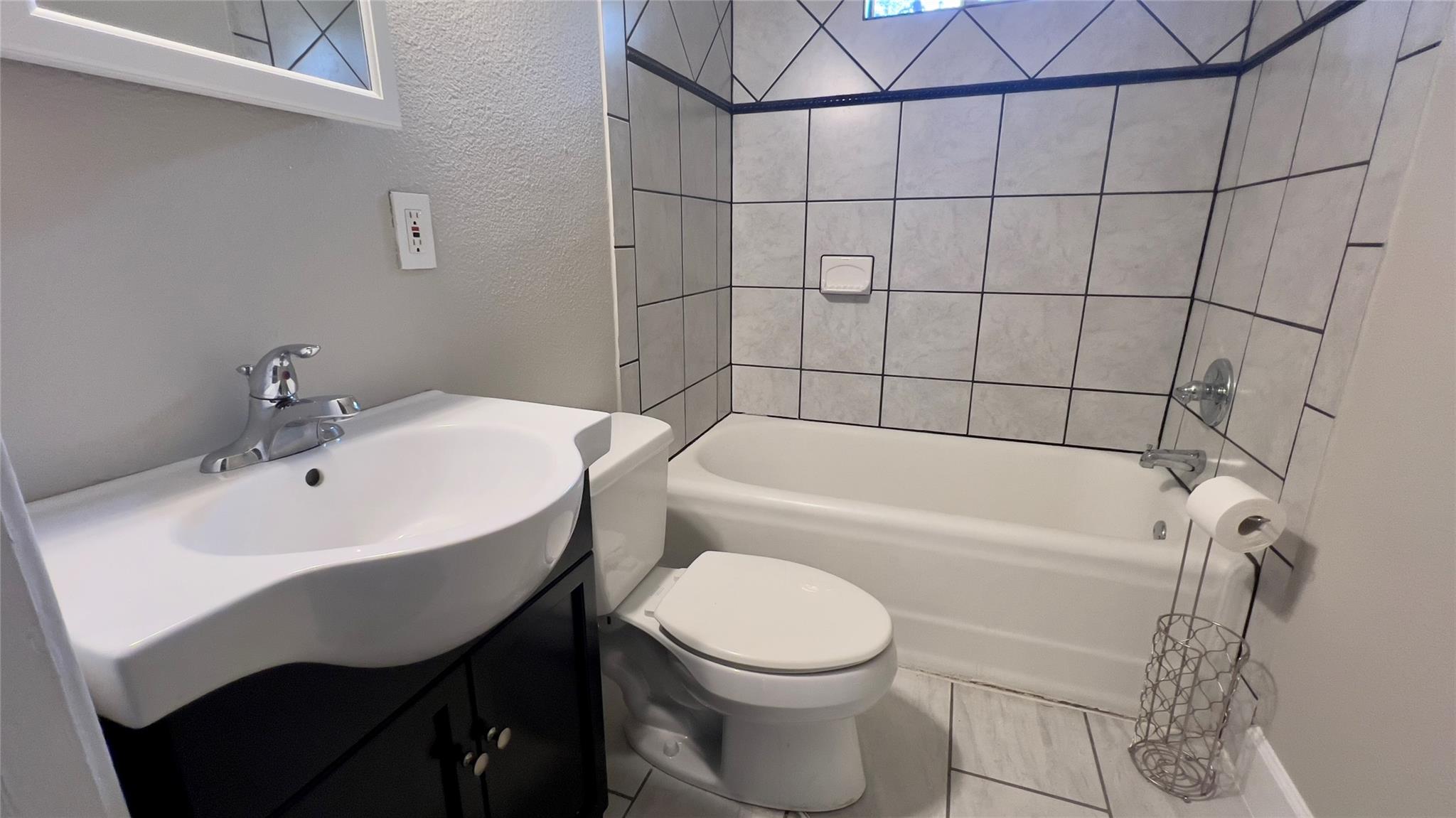 1204 W 22nd St # A, Austin, TX 78705