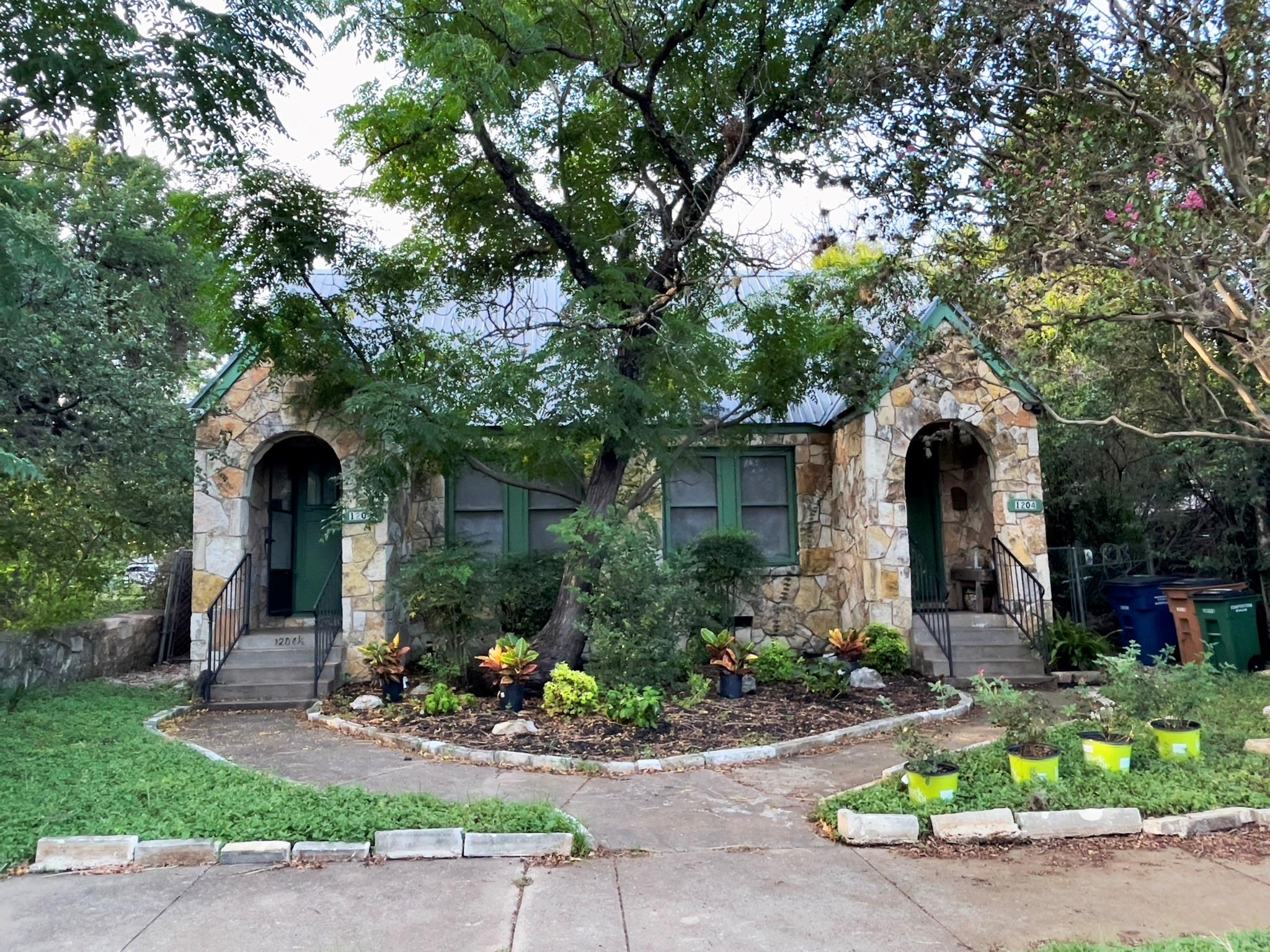 1204 W 22nd St # A, Austin, TX 78705